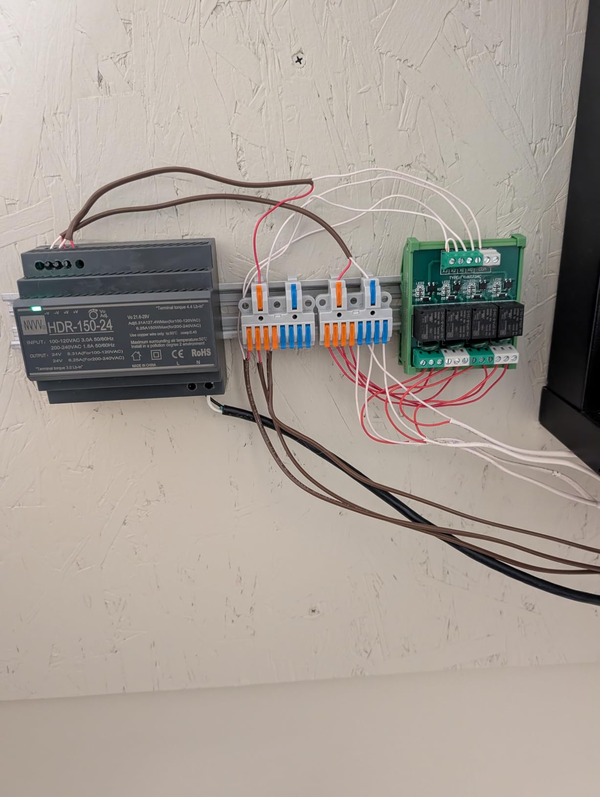 Relay Module 4 Channel 1 SPDT DIN Rail Mount 24V DC/AC Interface Board (FY-T734C-D24) customer photo 1