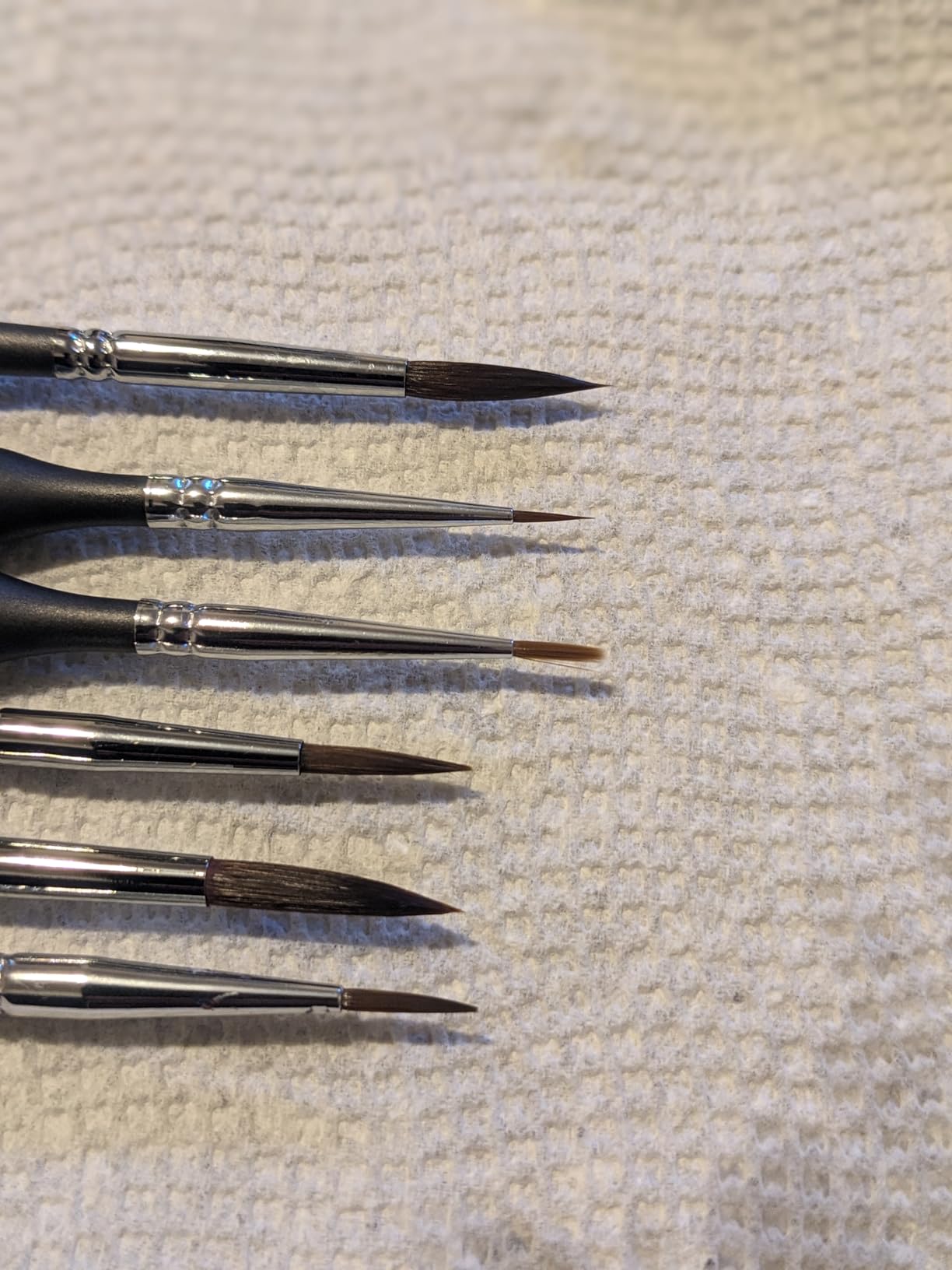 Nicpro Kolinsky Sable Miniature Paint Brushes, 11PCS Fine Detail Paint Brushes for Acrylic Watercolor, Models, Small Fine Detail Paint Brush Set for Mini Paints - Thin Artist Kit with Nylon Holder customer photo 1
