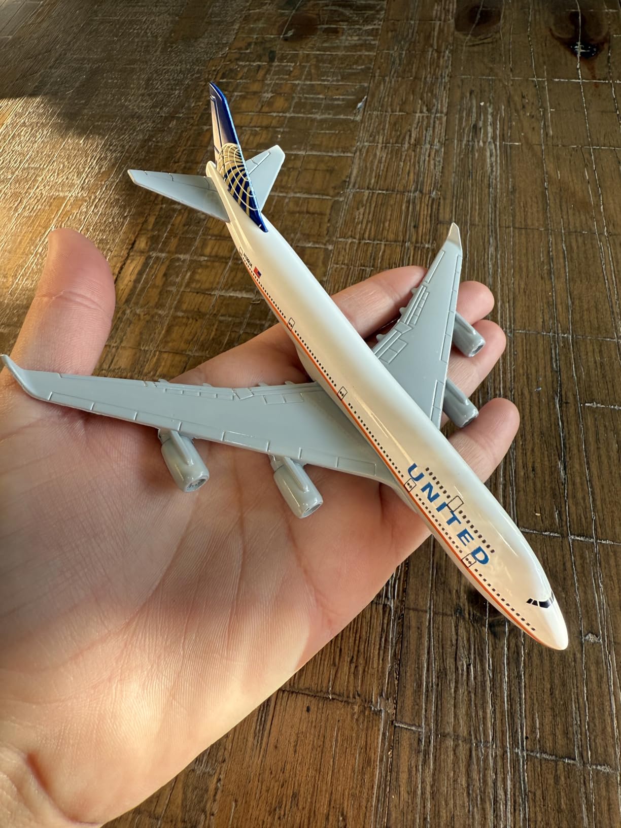 Airplane Model 1:400 Scale United B747 Model Plane Metal Plane Die-cast Alloy Airplanes for Gift and Collection (United B747) customer photo 2