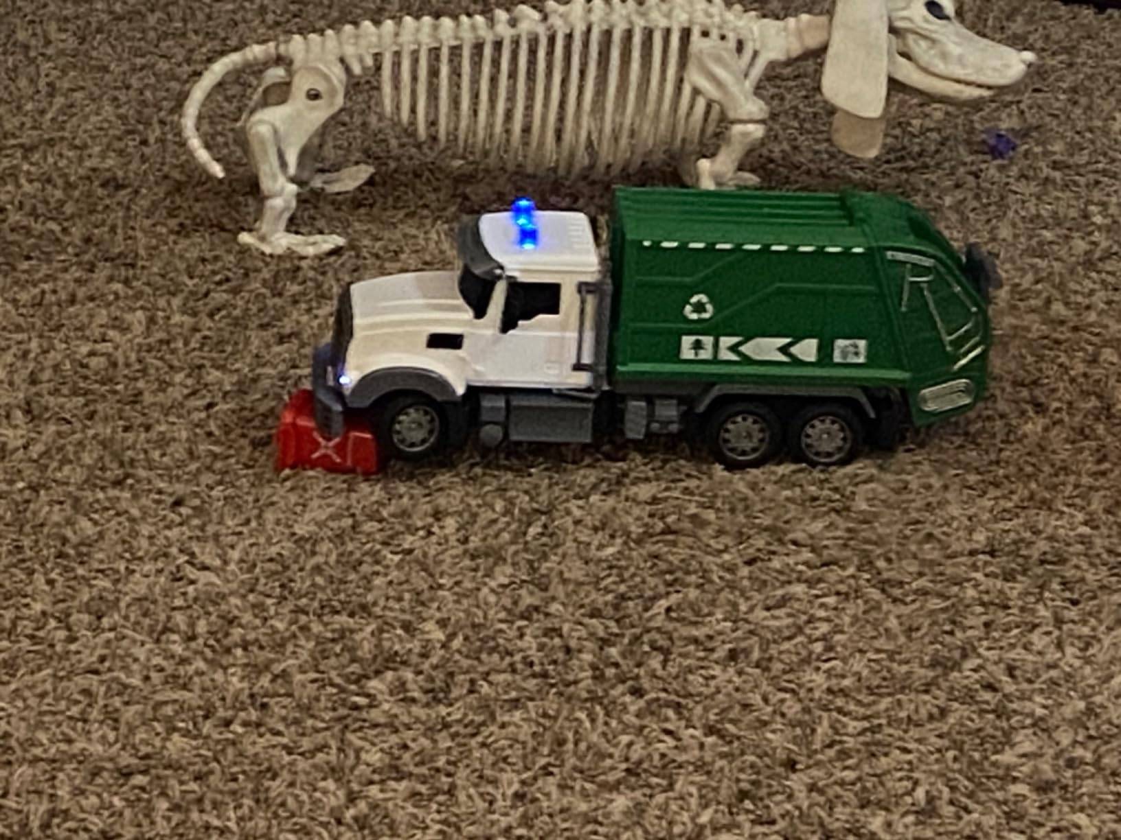 2.4Ghz RC Garbage Truck with 4 Trash Cans, 6 Channel Remote Control, Waste Management Toy, 100pcs Garbage Sorting Cards, Boys 3+ customer photo 1