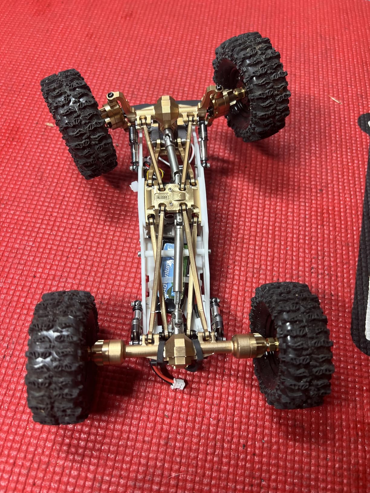 RCAWD Fourth Version Brass SCX24 Portal Axles, Wide Axle, Highly Rigid Driveshaft, Thickened Screws for Axial 1/24 SCX24 Series Front Rear Portal Axle Upgrades Parts (Black) customer photo 1
