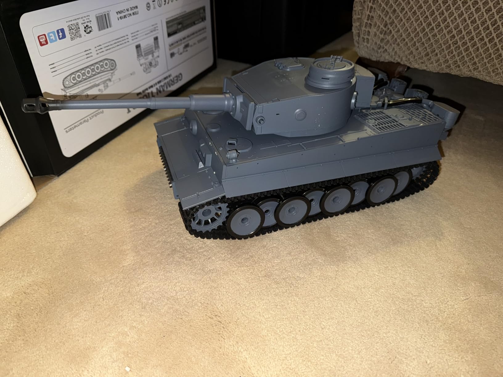 US in Stock, 2.4Ghz Heng Long, 1/16 Scale 7.0 Plastic Ver German Tiger I RTR RC 340° Rotating Turret Infrared Combat Smoking Unit Lifting Barrel Light Sound 3818 BB Shooting customer photo 1