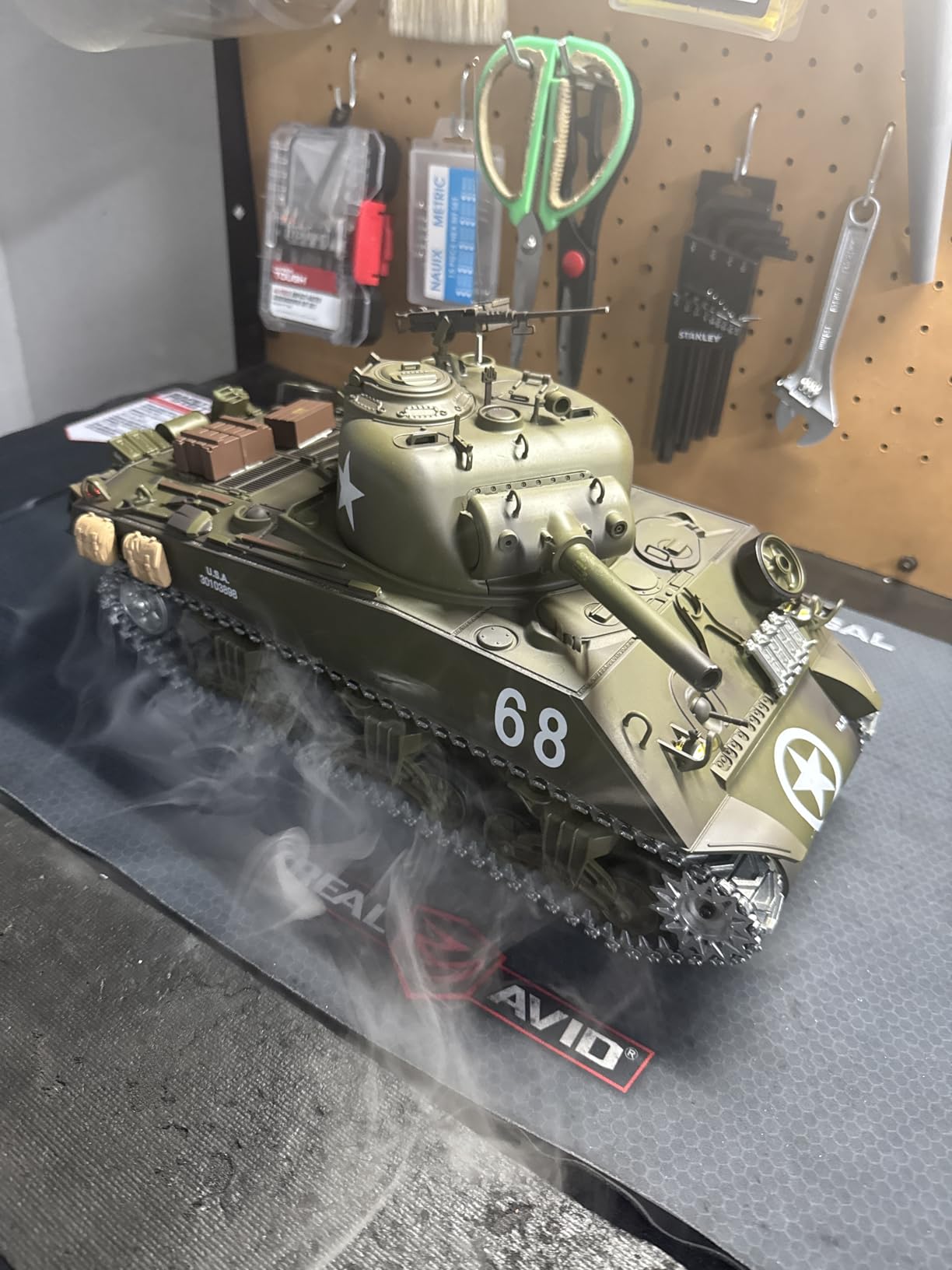 Heng Long US in Stock, 1/16 Customized Pro Version 7.0 M4A3 Sherman RC Tank 3898 Barrel Retractable Idle Smoking 360° Rotating Turret Infrared Combat Lifting Barrel Light Sound BB Shooting customer photo 2
