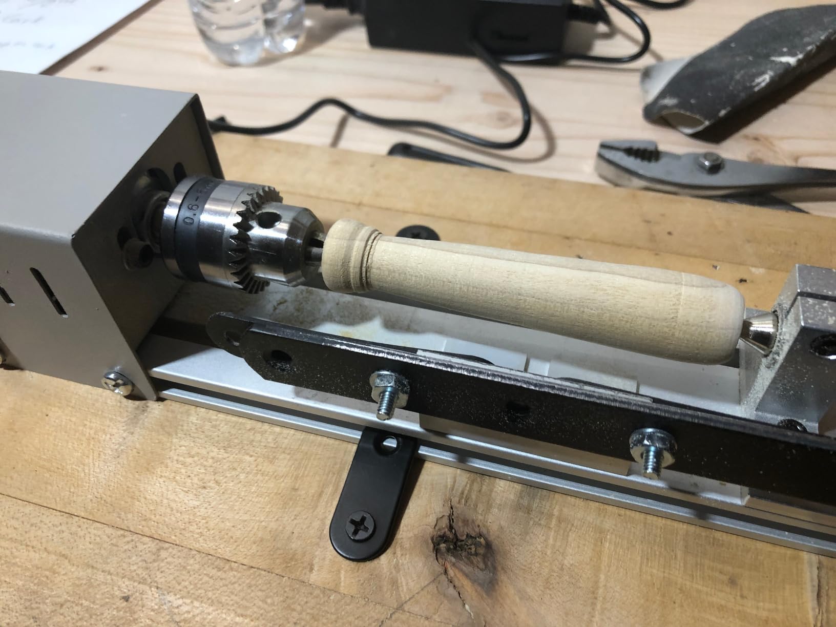 VEVOR Mini Lathe Machine, 2.76 in x 6.3 in, 24VDC 96W Mini Wood Lathe Tools Milling Machine Accessories customer photo 1