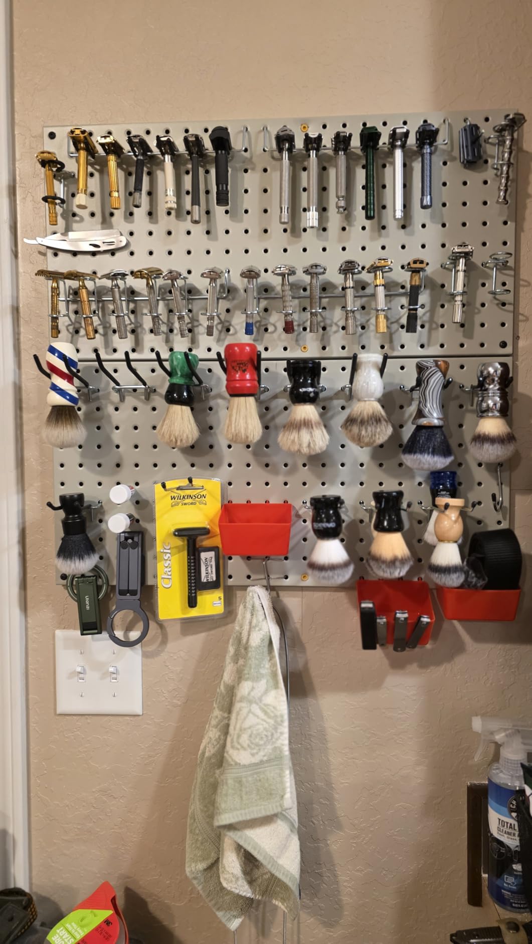 Ultrawall 4 Pcs Metal Pegboard Wall Panels, Peg Boards for Garage Tool Storage customer photo 2