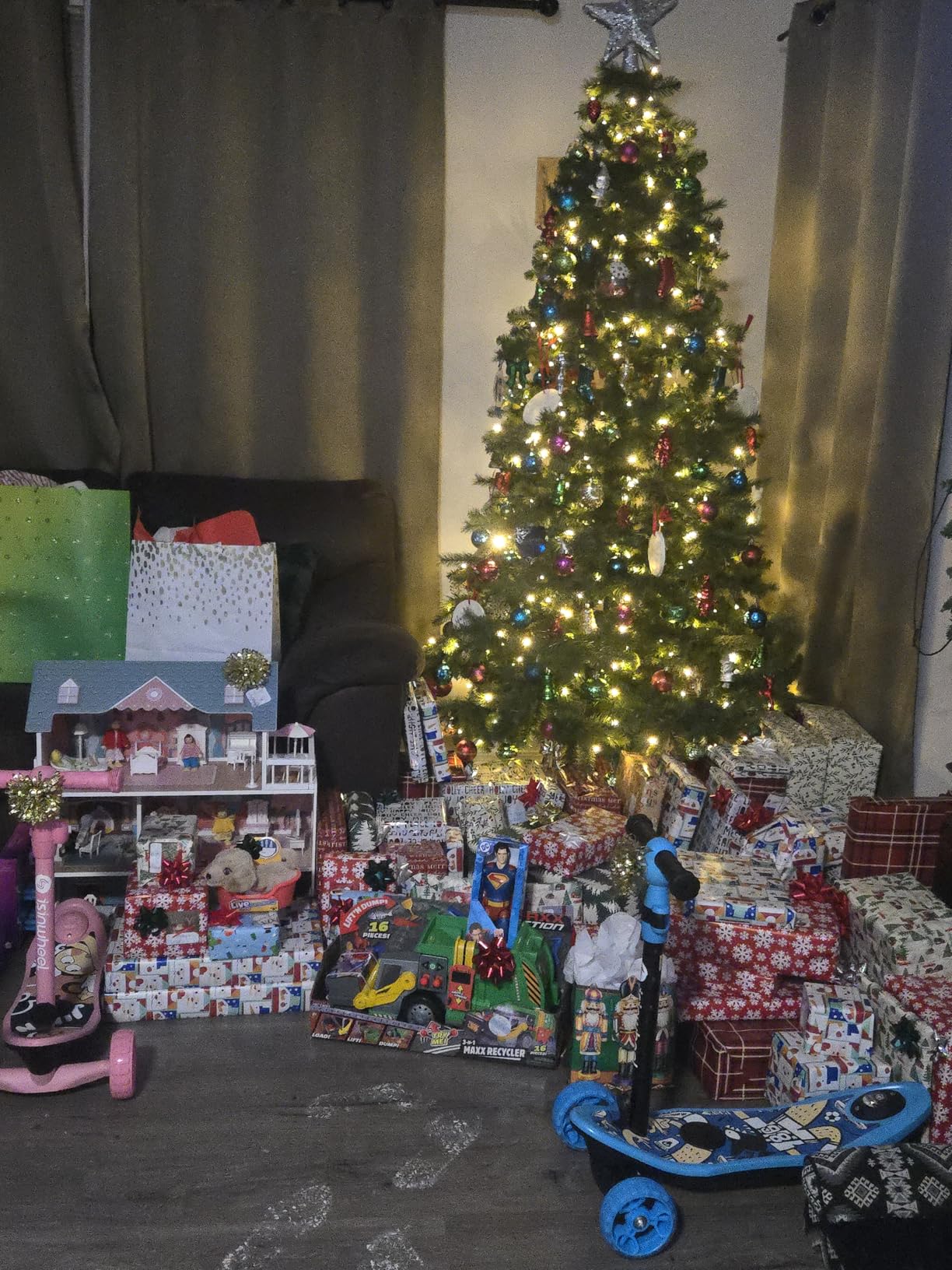 Maxx Action Large Motorized 19