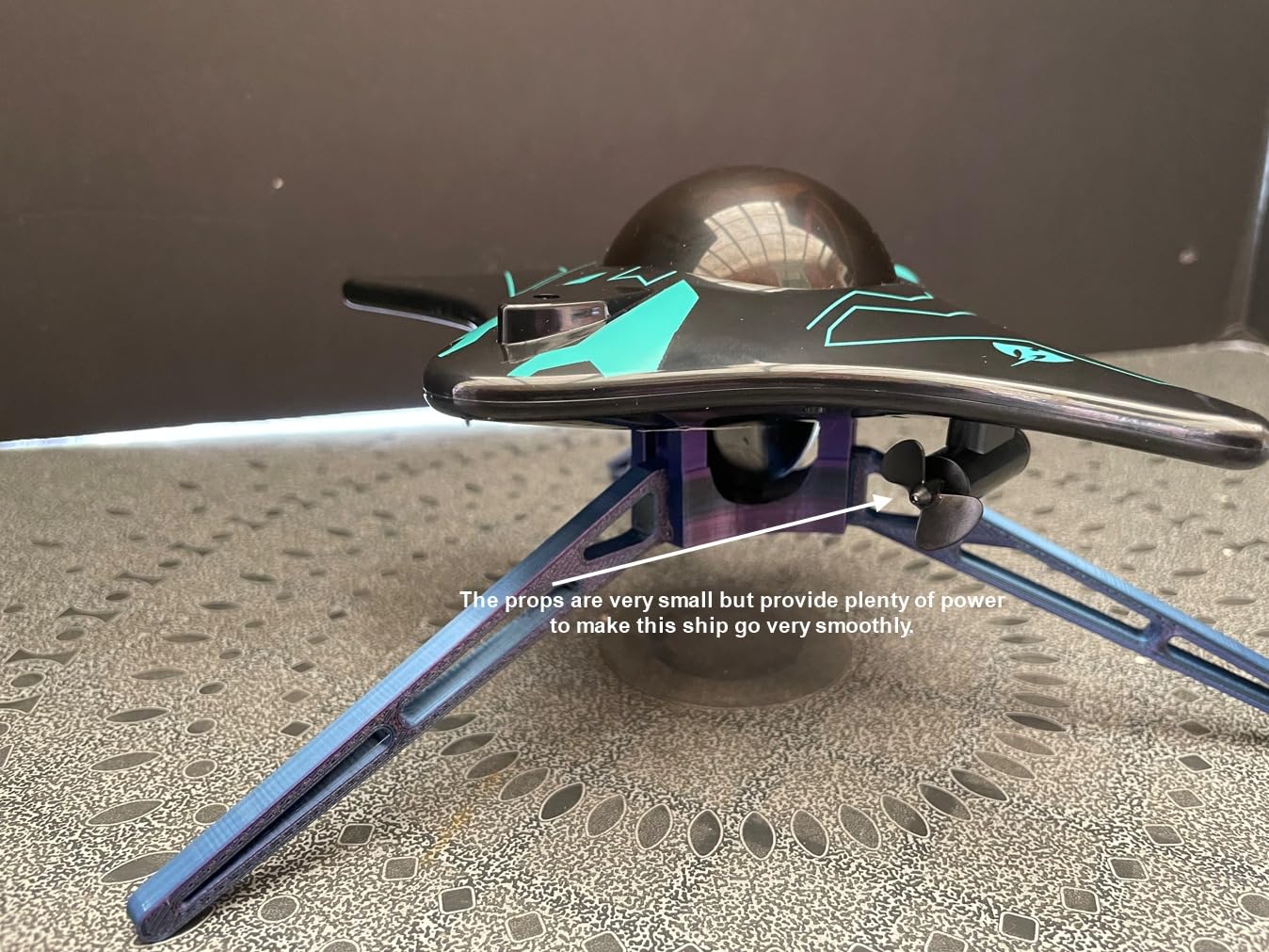 Losbenco RC Boat with Camera - 6 CH Waterproof Remote Control Boat for Pools & Lakes, App Control for iOS & Android, Real-Time Photography, Toys for Adults & Kids Ages 8+ customer photo 1