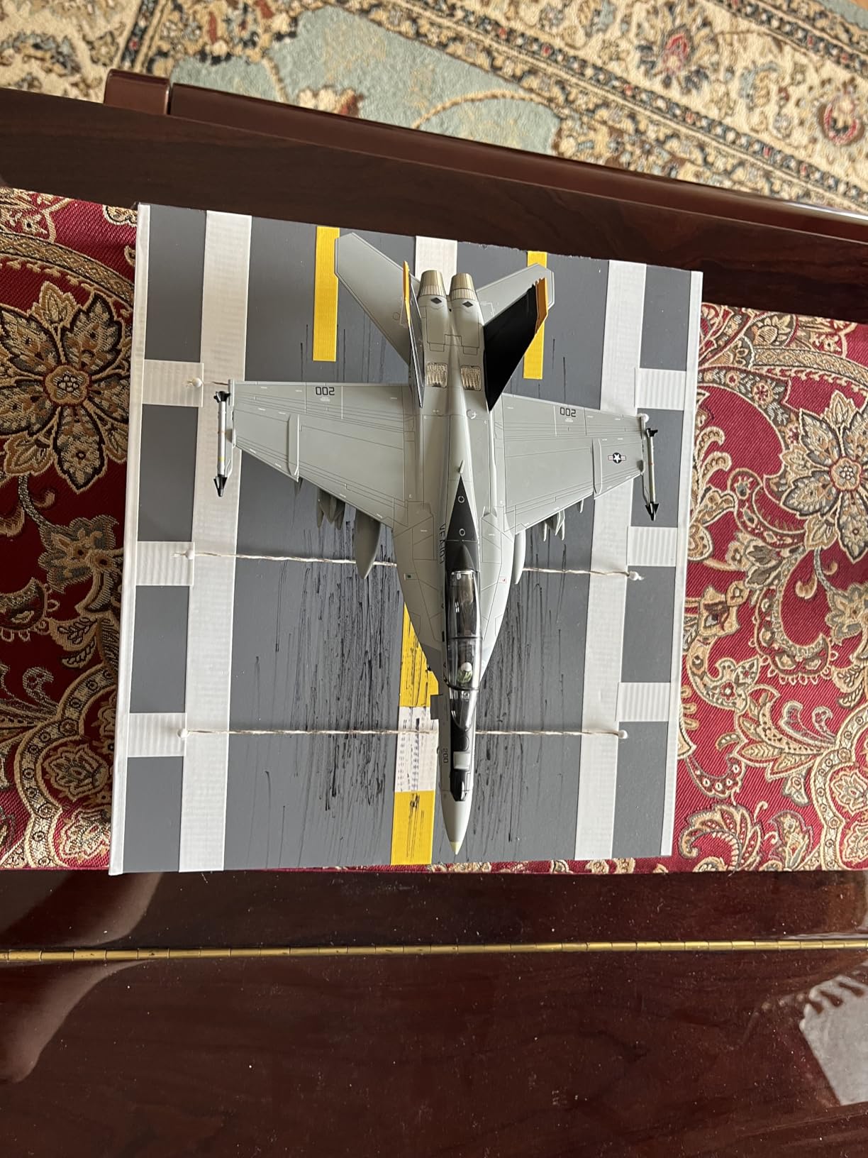 F/A-18F Super Hornet 1/72 Metal Airplane Model Kits with Stand VFA-103 Jolly Rogers Diecast Alloy Attack Jet Replica customer photo 1