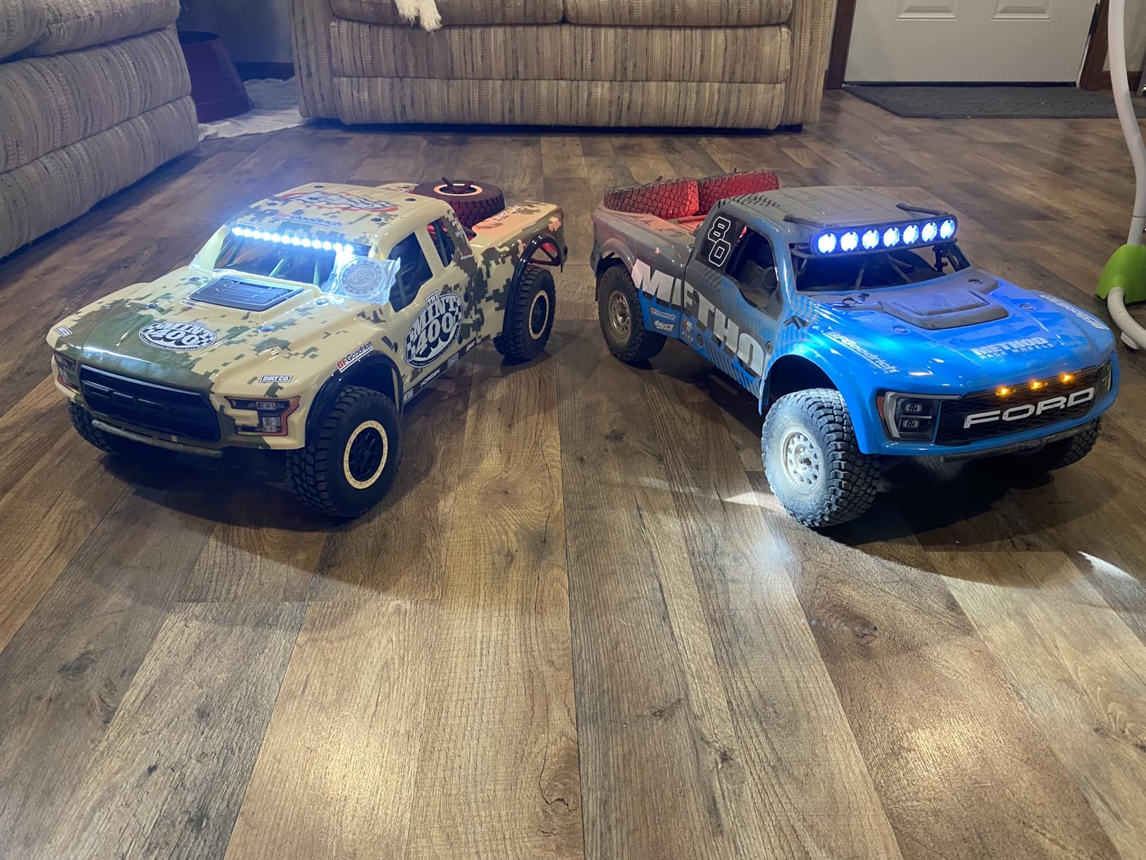 Losi Baja Rey 2.0 1/10 4 Wheel Drive BL RTR Method customer photo 1