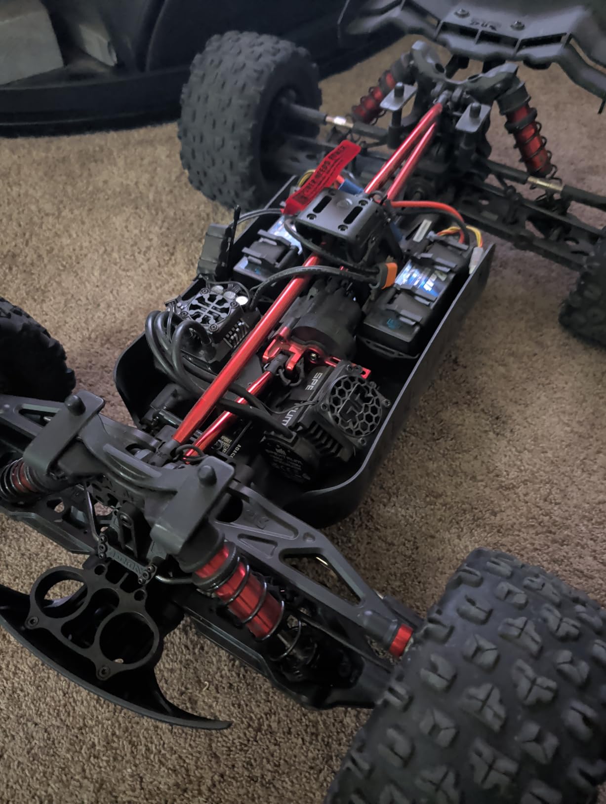ARRMA RC Truck KRATON 4X4 8S BLX 1/5 Speed Monster Truck Black, RTR (Transmitter and Receiver Included, Batteries and Charger Not Included), ARA5808V2T1 customer photo 1