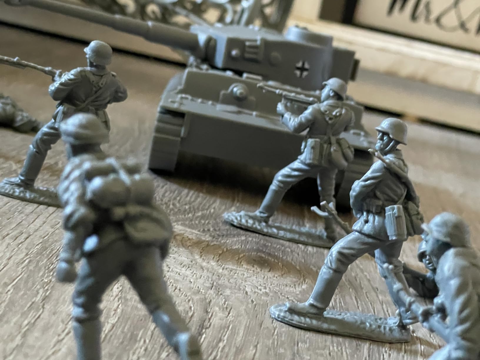 BMC CTS WW2 German Assault & Medics Plastic Army Men - 24pc Gray Soldier Figures customer photo 1