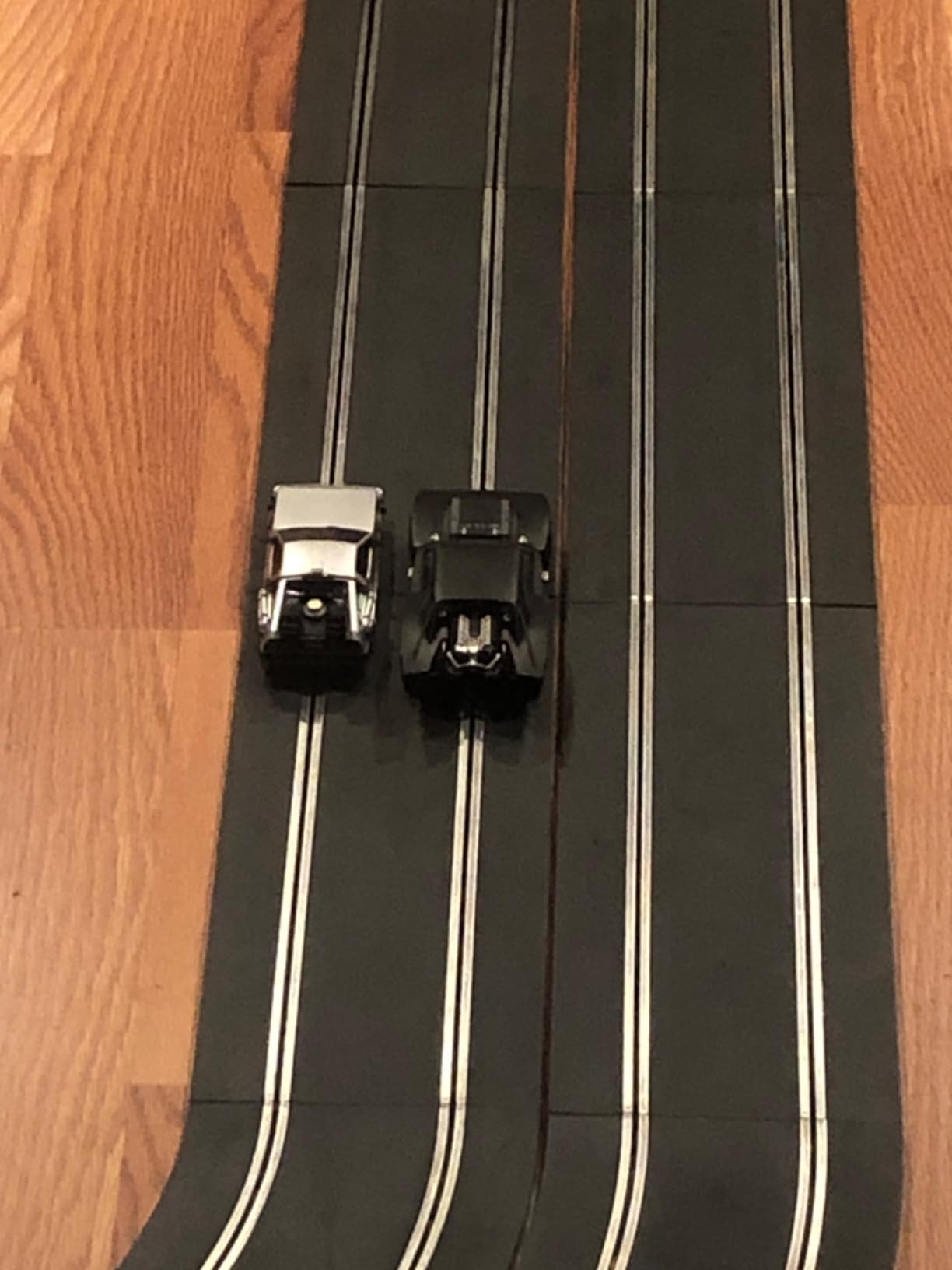Scalextric Batmobile from The Batman 2022 1:32 Slot Race Car C4442 customer photo 2