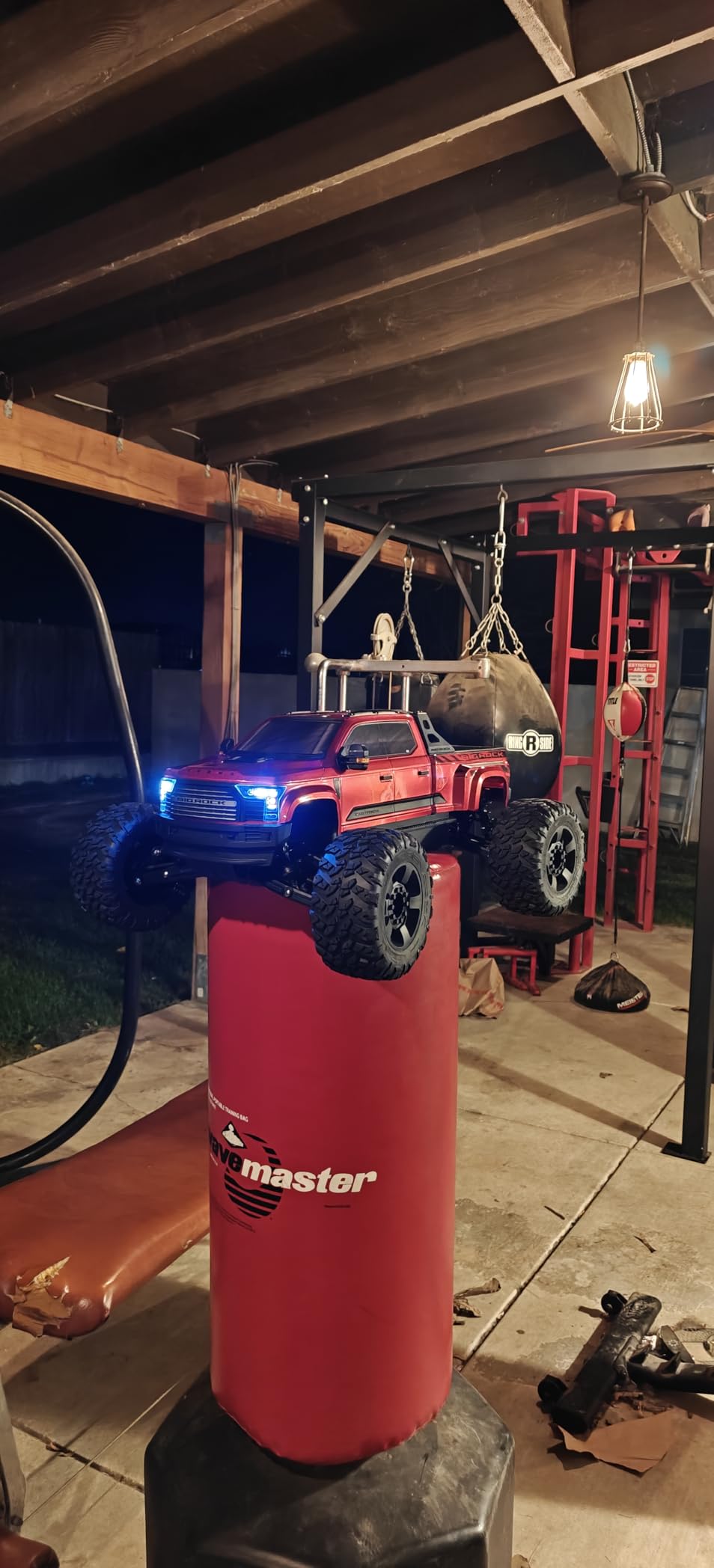 RC Truck Big Rock 6S 4WD BLX 1/7 Monster Truck RTR(Battery and Charger Not Included) Gunmetal, ARA7612T1 customer photo 1