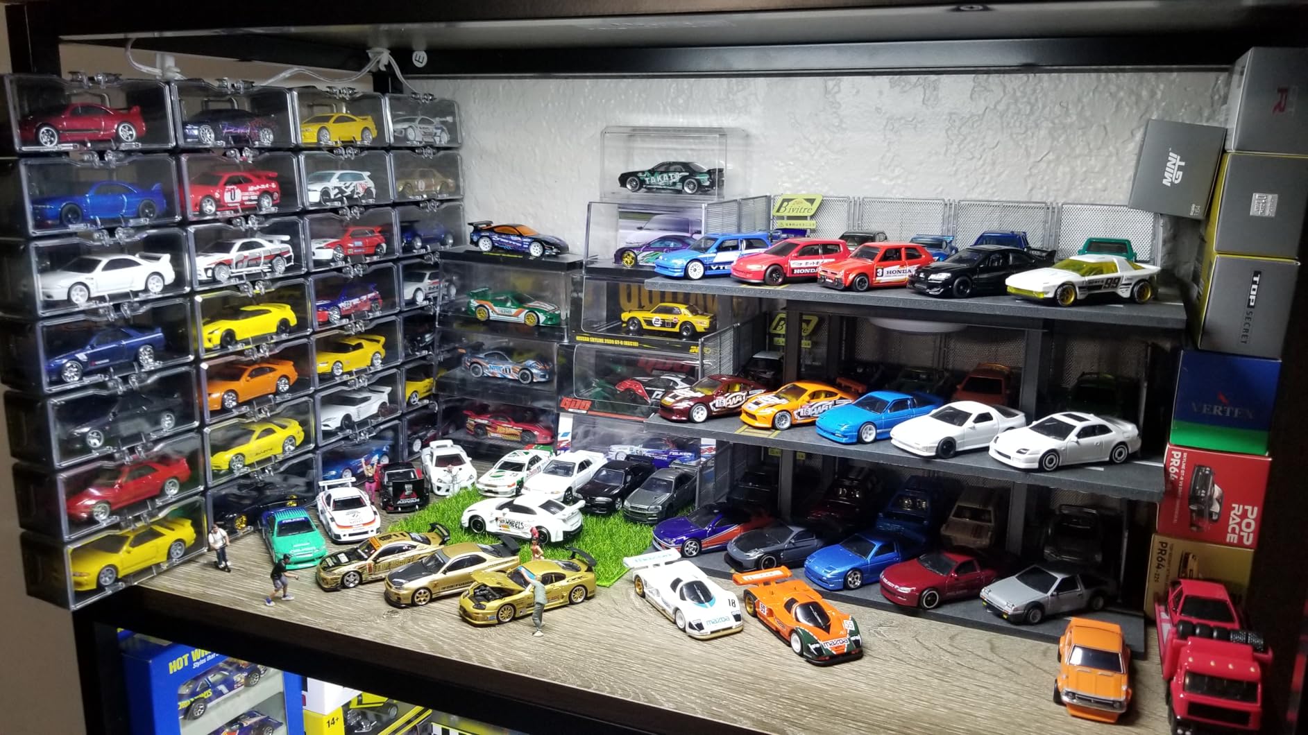 True Scale Miniatures Model Car Compatible with Nissan Skyline GT-R (R34) Top Secret Gold 1/64 Diecast Model Car Mini GT MGT00676-R customer photo 1