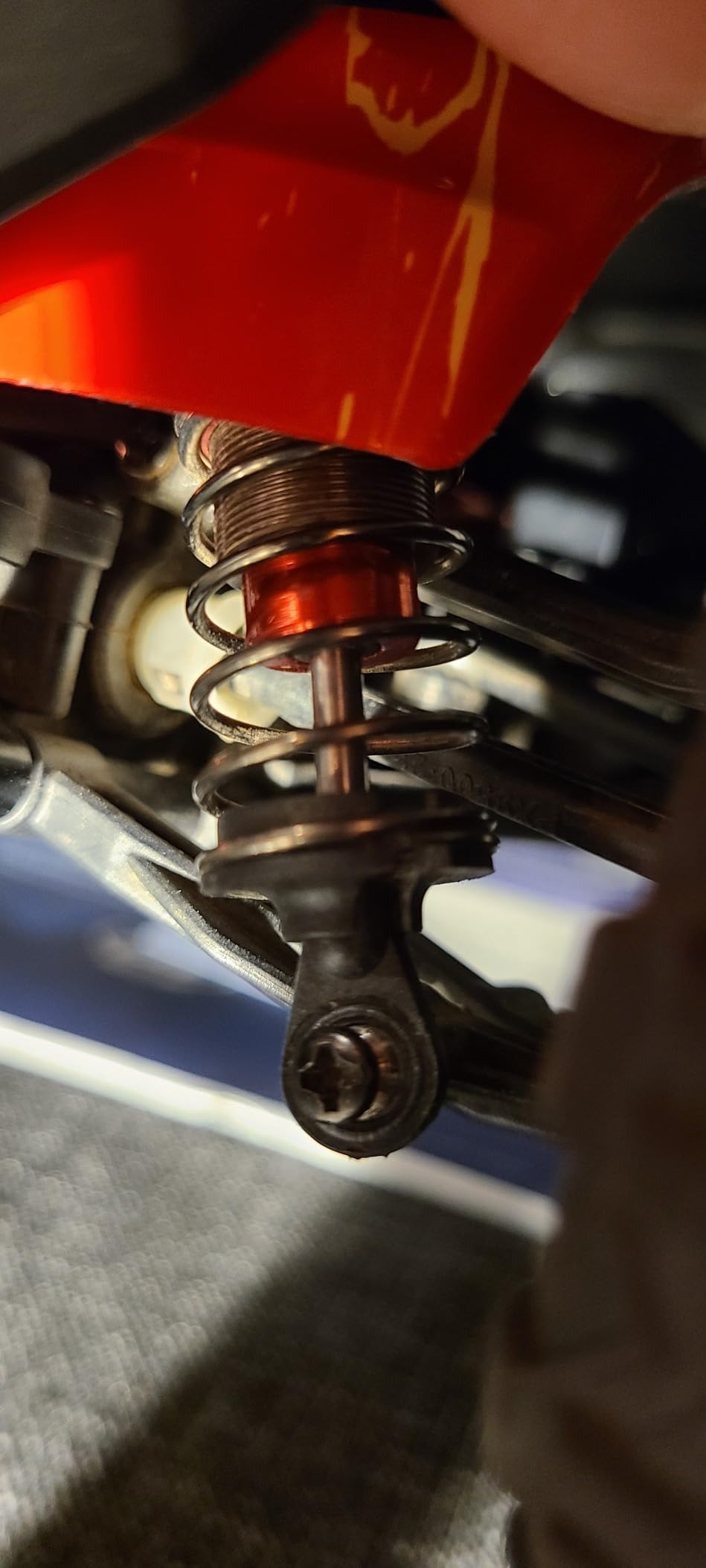1/10 55MM RC Oil filled Shock Absorbers kit for Tamiya TT-01 TT-02 WR-02 M05 M06 TA05 1:10 On Road Car Upgrades Replace Parts (Red) customer photo 1