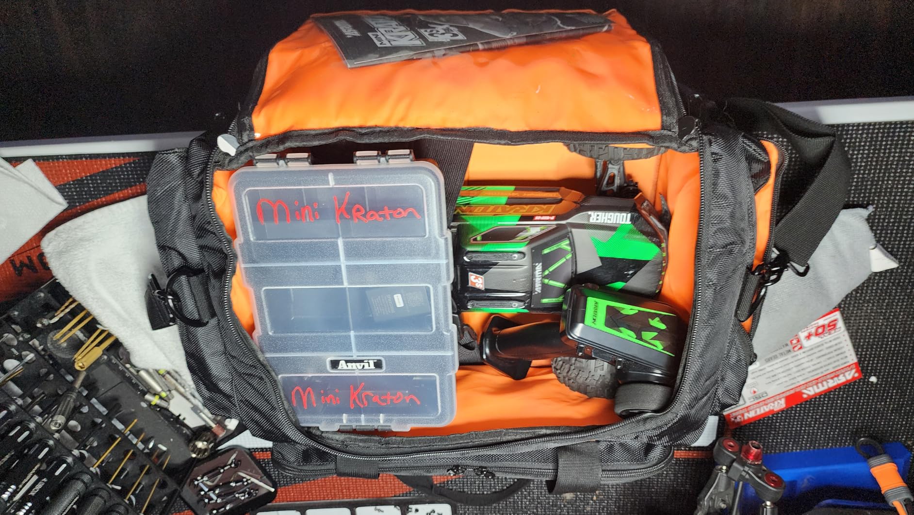 TORIBIO RC Storage Bag for 1/10 Car, Water-resistant Storage Bag for RC Cars with Bottom Clapboard for Support, Multipocket Protective RC Carrying Case Tools Accessories customer photo 1