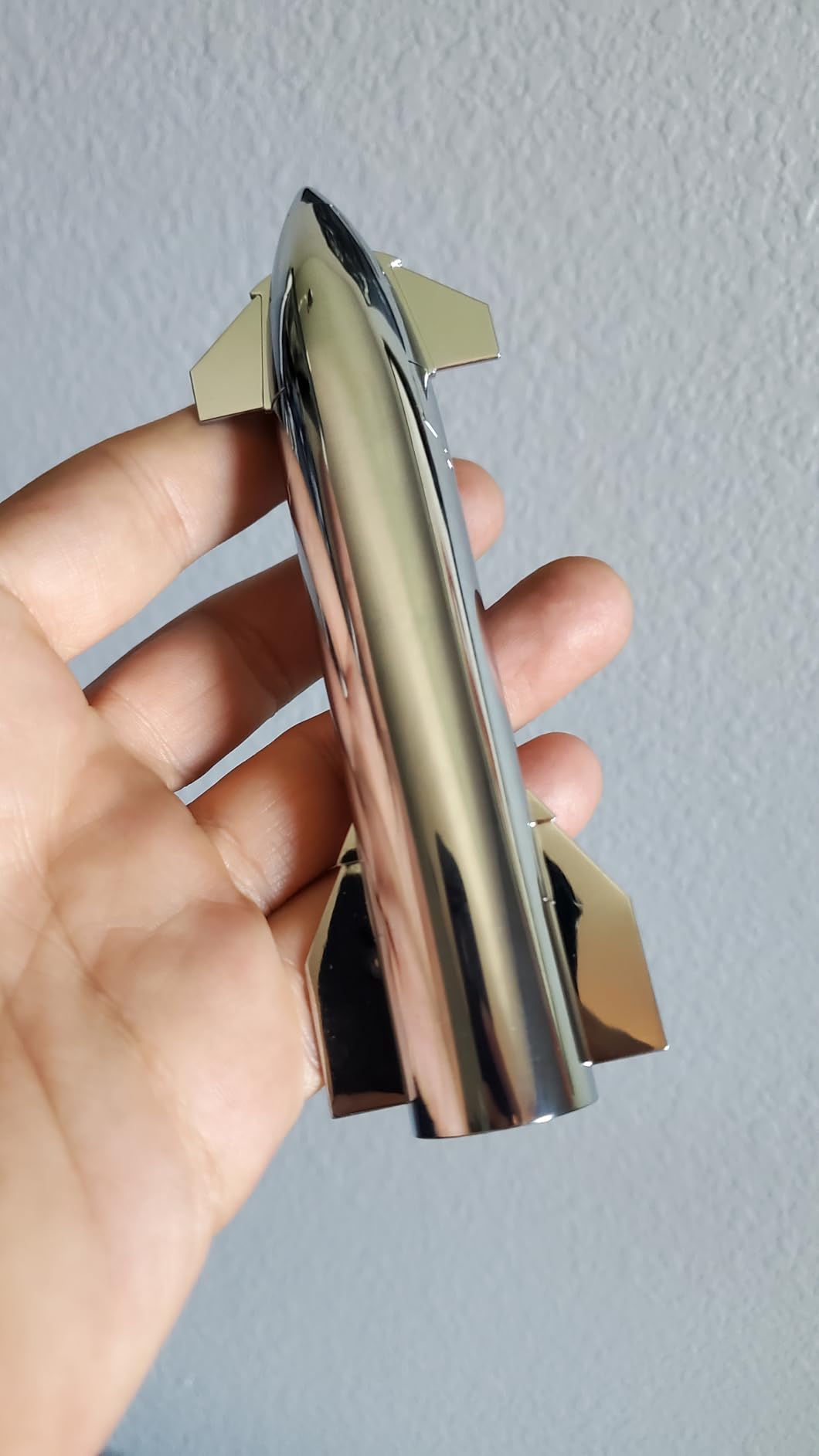 Space Starship Rocket Model with Metallic Texture - Launcher Toy Heavy Falcon 9 Dragon Creative Desktop Ornament customer photo 1
