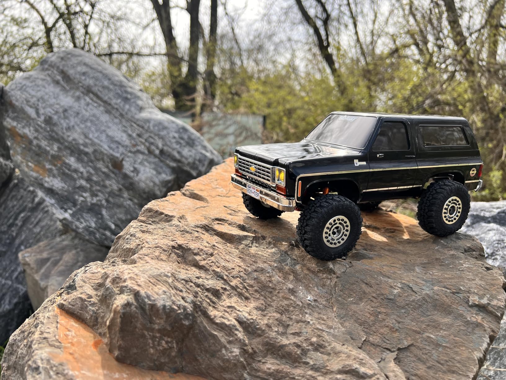 RCAWD 100% Durability Increase Differential & Diff Locker Portal Axles Front Rear Set Converted for FMS FCX24 Power Wagon Smasher Lemur K5 Blazer & FCX18 LC80 Upgrades Brass Weighted Parts (Black) customer photo 2