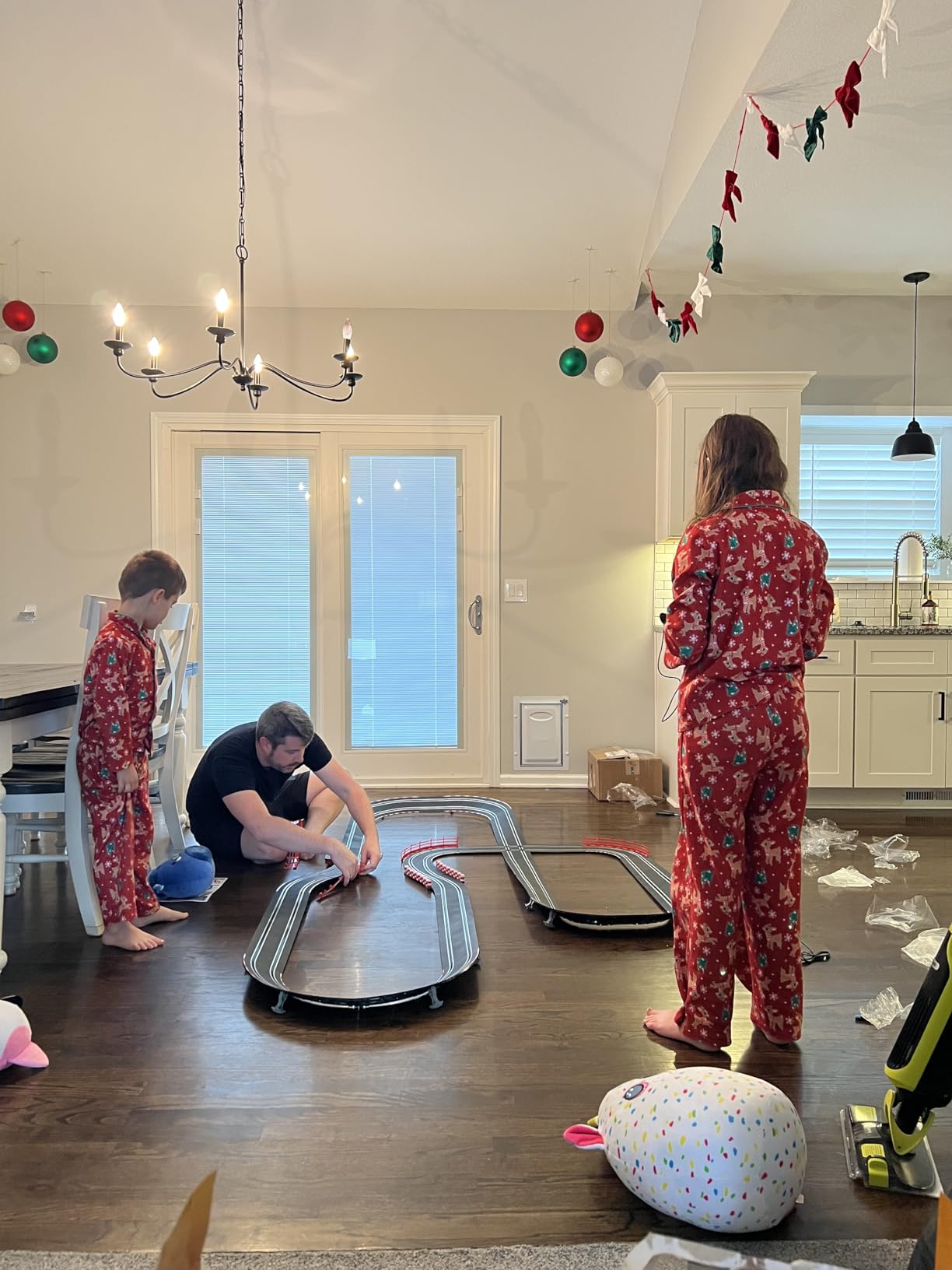 Carrera GO Electric Powered Slot Car Racing Kids Toy Race Track Set 1:43 Scale, Ferrari Power Racing customer photo 1