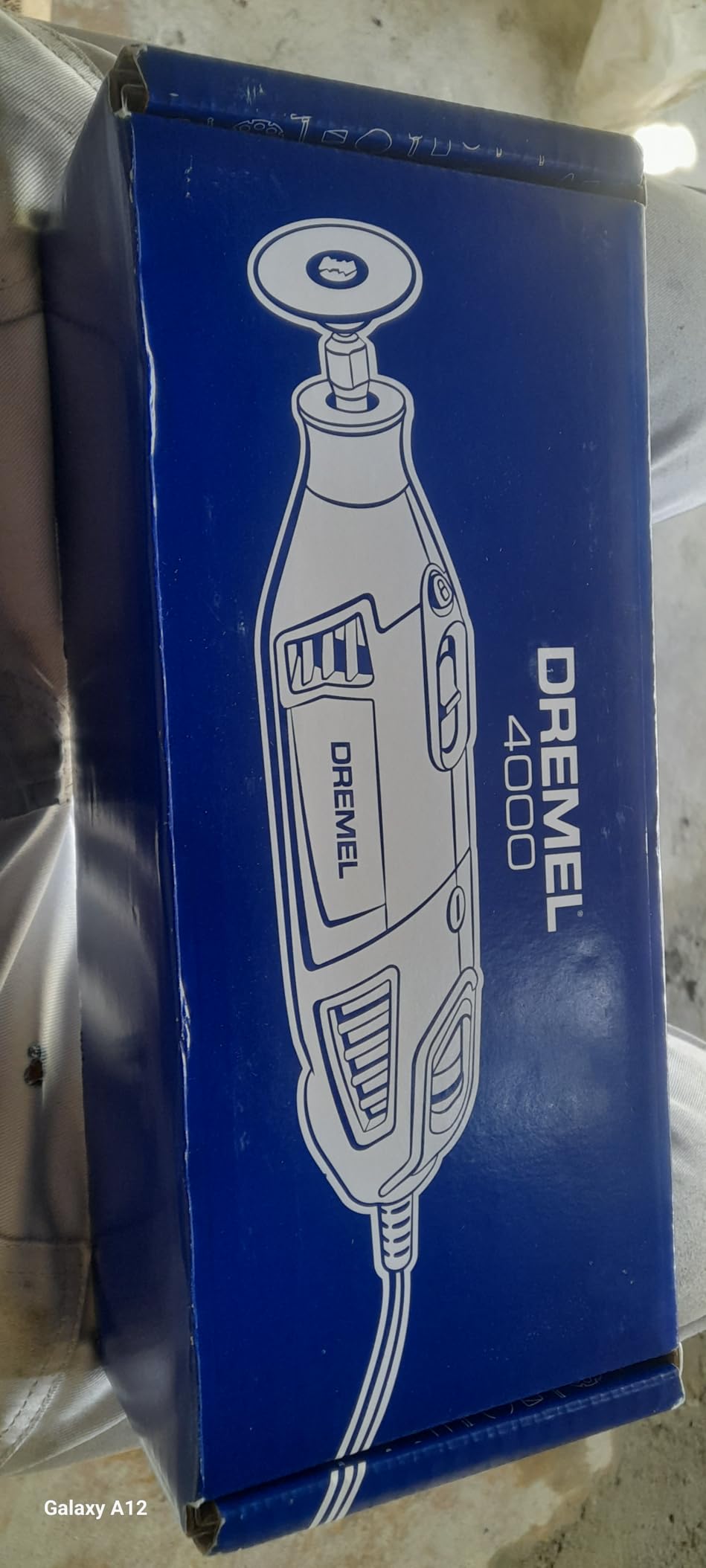 Dremel 4000-2/32 Variable Speed Rotary Tool Kit-Engraver, Polisher, and Sander- Perfect for Cutting, Detail Sanding, Engraving, Wood Carving, and Polishing- 2 Attachments & 32 Accessories customer photo 2