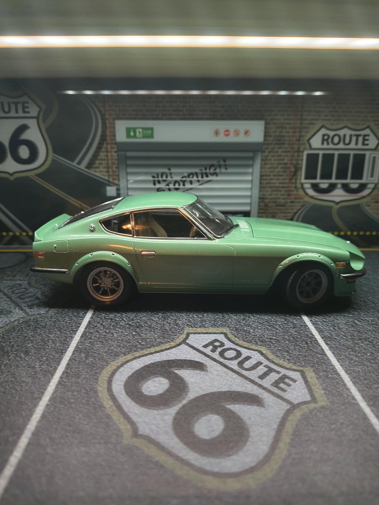 TAMIYA 1/24 Nissan Fairlady 240Z Street-Custom TAM24367 customer photo 2