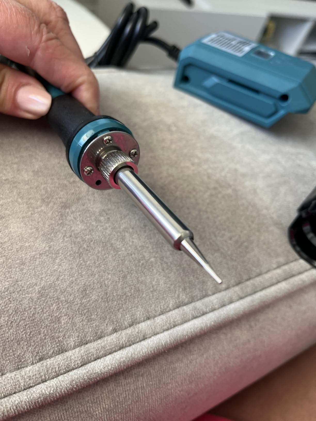 Cordless Soldering Iron Station Tool for Dewalt 20V Max Battery, PortableElectric Fast Heating Up Soldering Iron with USB&Type C for Dewalt DCB203 for DIY,Appliance Repair,Wire Welding(NO Battery) customer photo 2