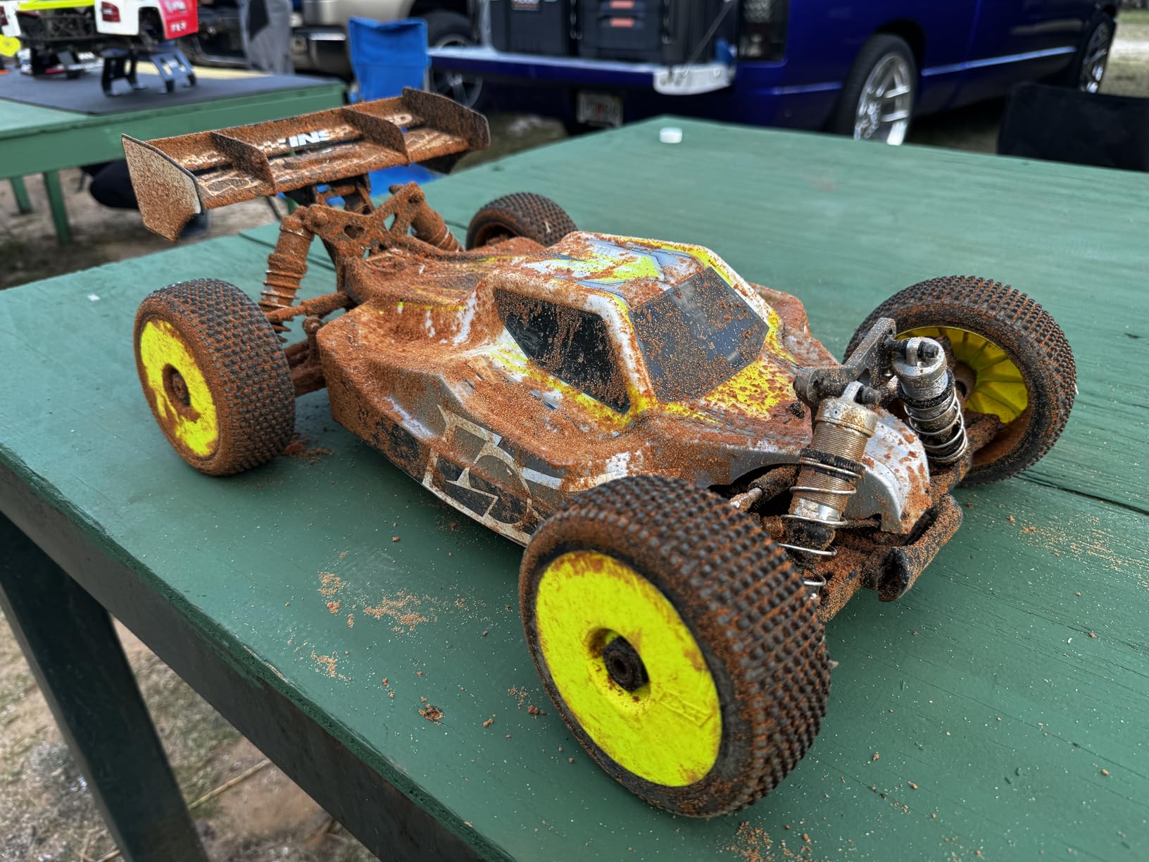 Losi 8IGHT-XE Electric RTR Battery and Charger Not Included 1/8 4 Wheel Drive Buggy customer photo 2