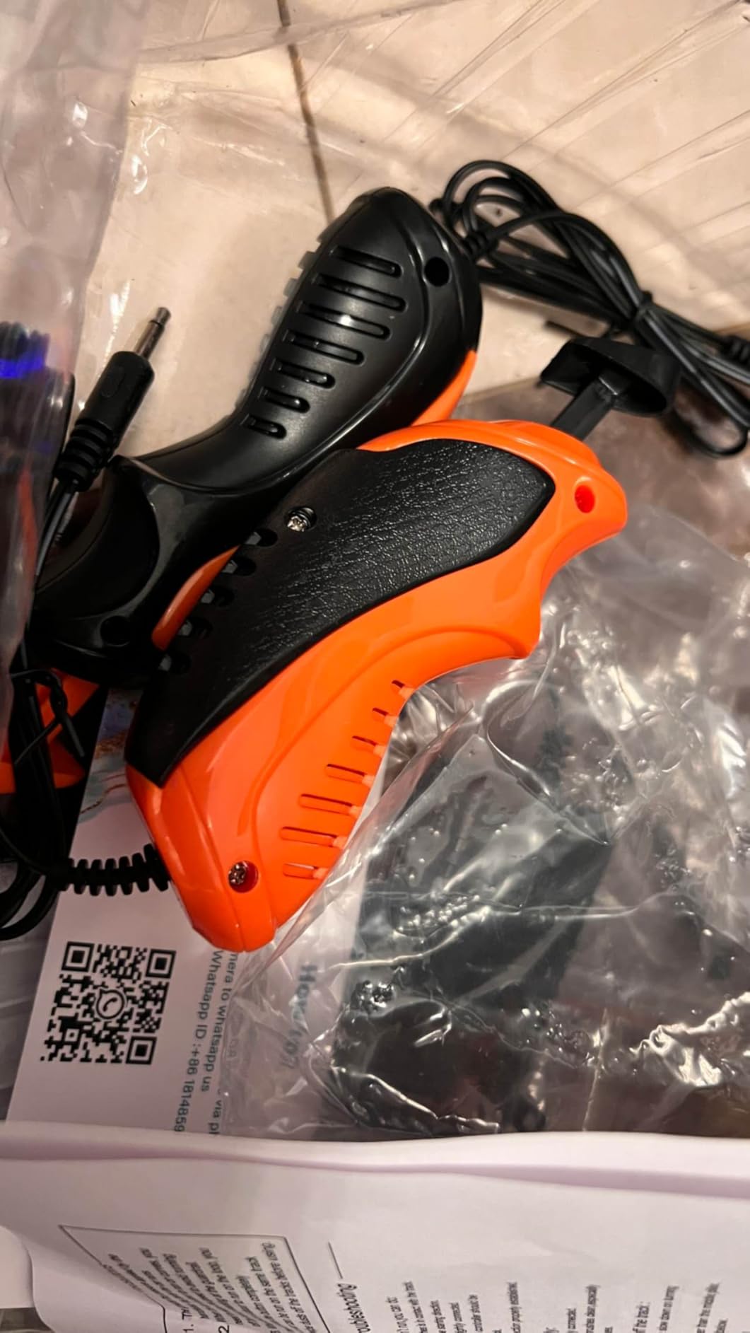 Slot Car Race Track Sets for Boys, Race Car Track with 2 High-Speed Slot Cars, Battery or Electric Car Track, Dual Racing Game Lap Counter Track Sets, Toys Gifts for Boys Girls Ages 4 5 6 7 8-12 customer photo 1