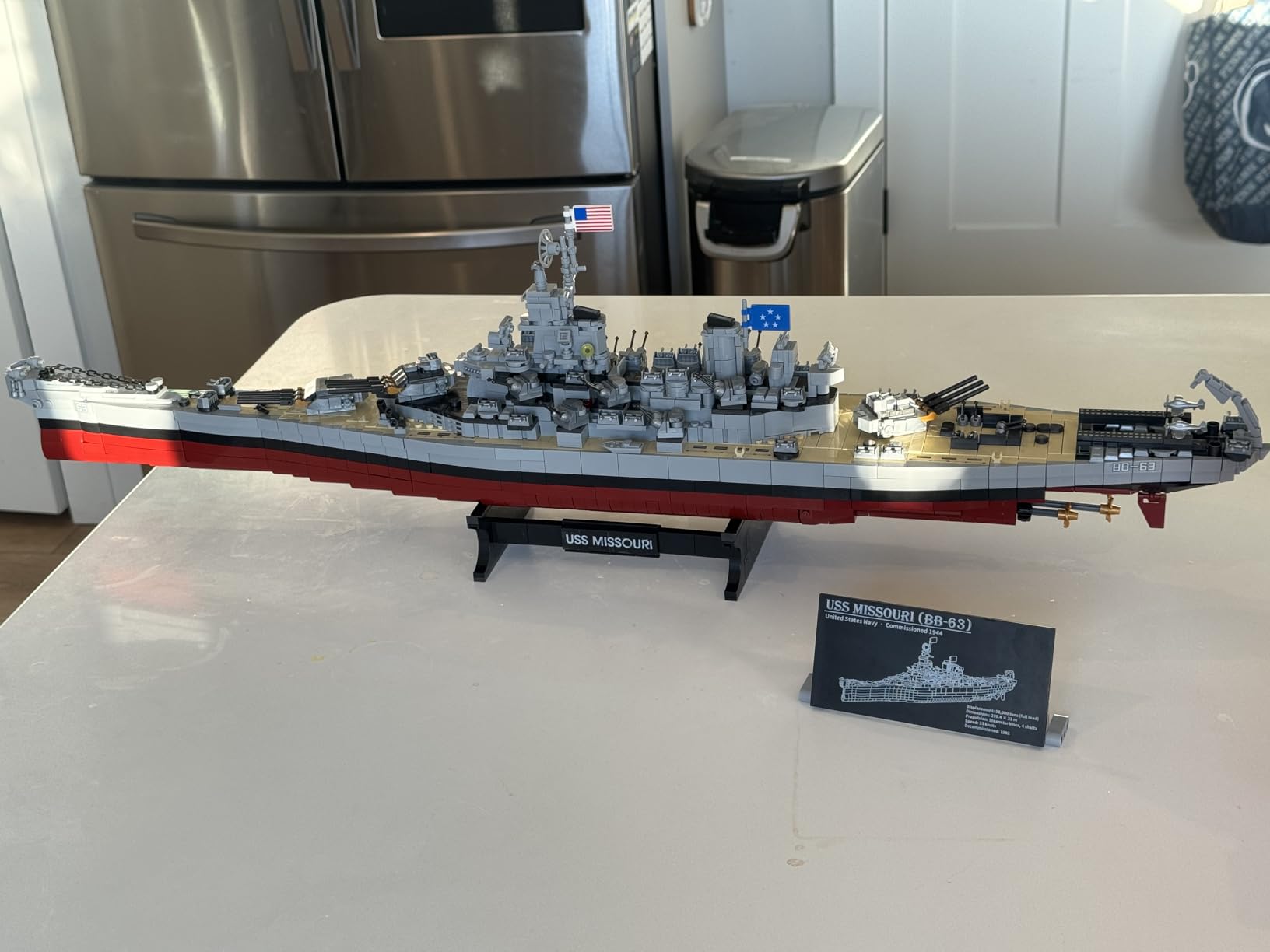 MISINI M6320 Military Series World War II Battleship Building Kit, 2228 Pieces USS Missouri Battleship, Toy Gift Ship Building Block Set for Adult Collection(Iowa-Class Warship) customer photo 1