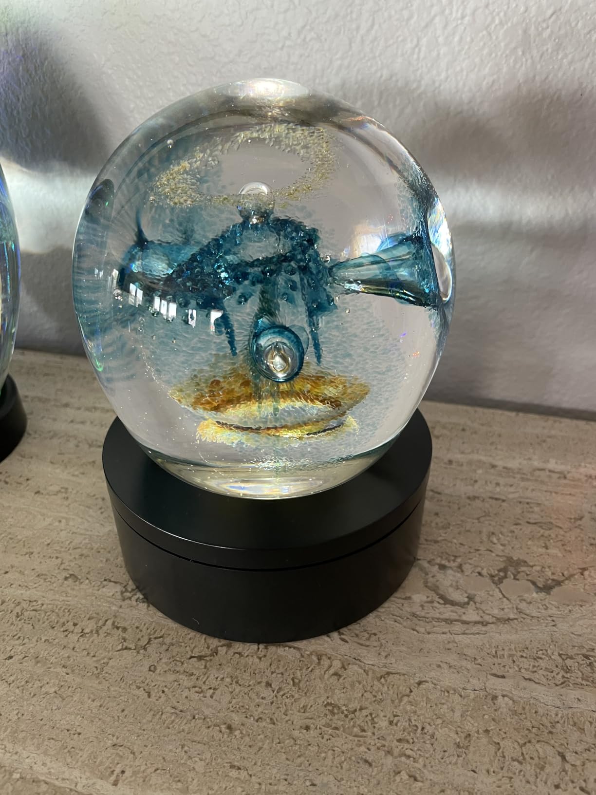 YVV LED Rotating Display Stand, Lighted Base-Crystal Glass Art, 360 Degree Automatic Mute Rotating Turntable, Motorized Display Stand with Colorful Lights, Tumbler Supplies Spinner 4.72in customer photo 2