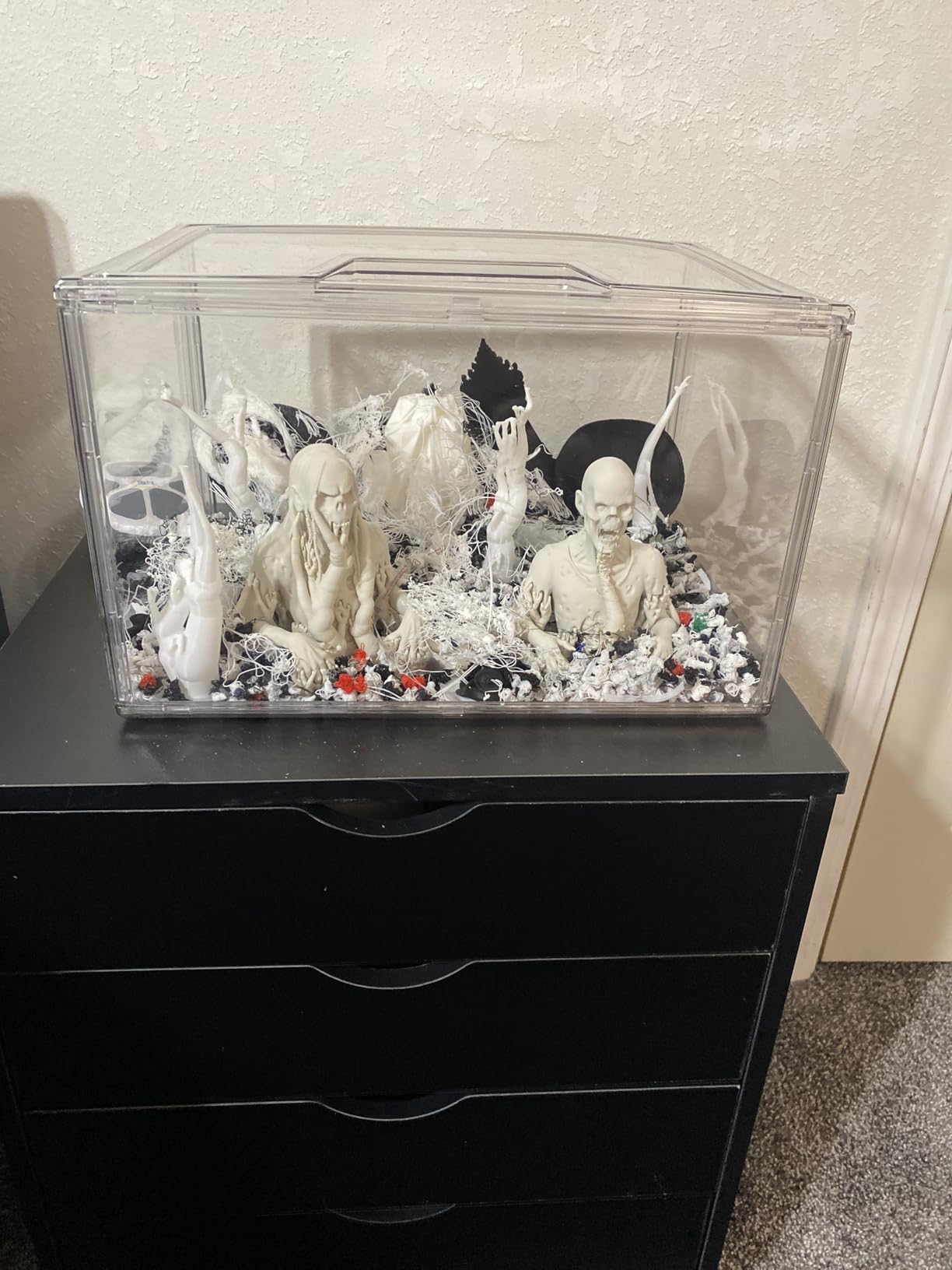 Freebat Stackable Storage Bins, Clear Acrylic Display Case, 5-Pack Acrylic Boxes with Lids, Clear Storage Containers Storage for Handbags, Collectibles & Figures customer photo 1