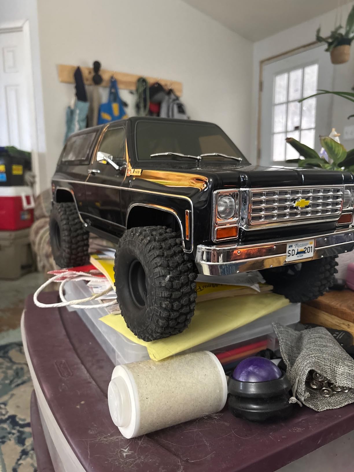 FCX10 FMS 1/10 K5 RC Crawler Chevy Blazer Officially Licensed, RC Pick Up Truck & SUV, Remote Control Car with Two-Speed Switch for Adults customer photo 2