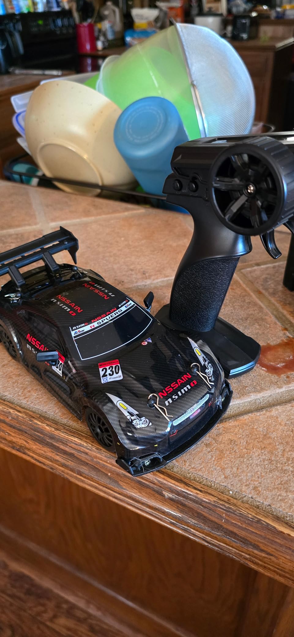 1:24 Scale RC Drift Car 4WD 2.4GHz 30KM/H High Speed Racing Sport Toy Car with LED Lights, Racing and Drift Wheels (8601-Black) customer photo 1