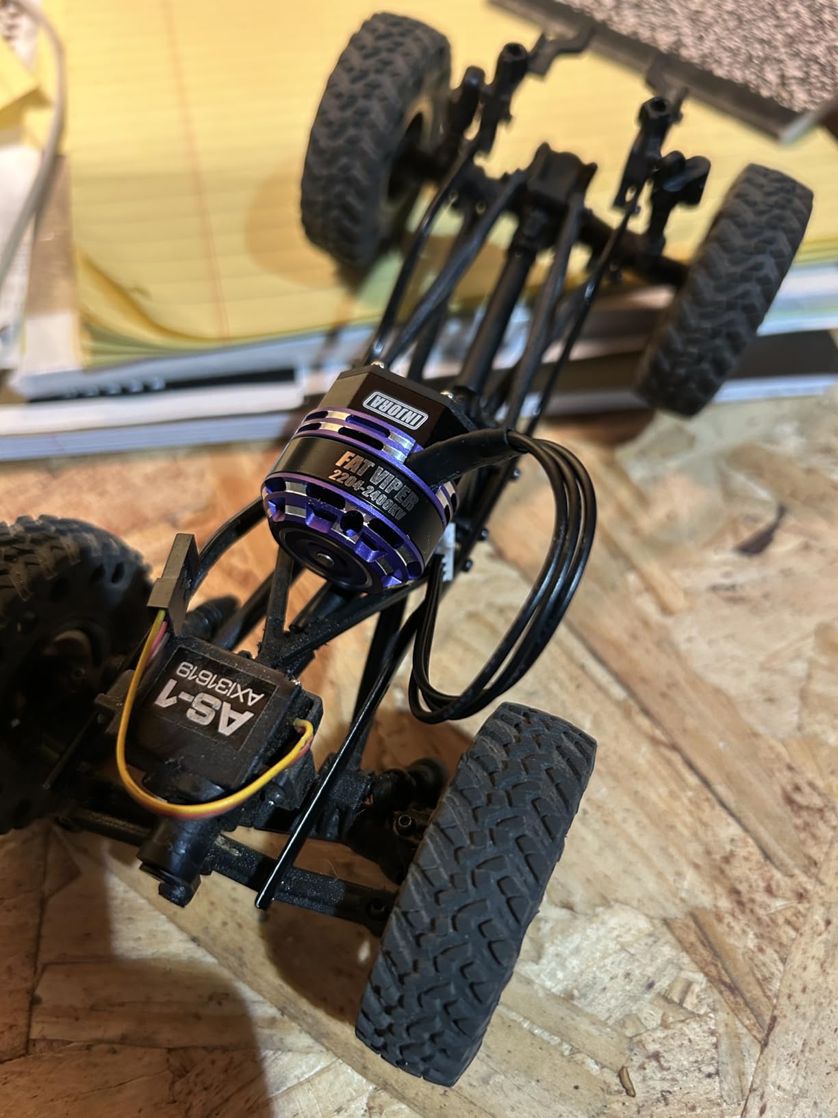 INJORA Fat Viper 2204 2400KV Brushless Outrunner Motor with Mount for 1/24 RC Crawler Axial SCX24 Upgrade customer photo 1