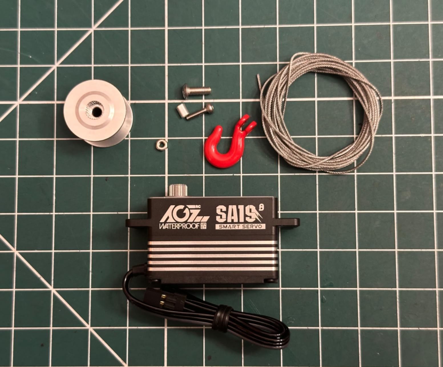 AGFRC 19KG Low-Profile Waterproof RC-Winch-Servo - 0.073Sec High Speed Full Metal Gear Brushless Programmable Black Smart Steering Servo with 25T Metal Servo Winch for 1/10 RC Car (SA19 Winch) customer photo 1