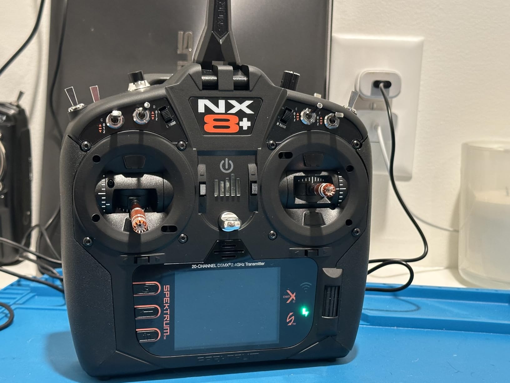 Spektrum NX8+ 20 Channel DSMX Transmitter Only, SPMR8210 customer photo 1