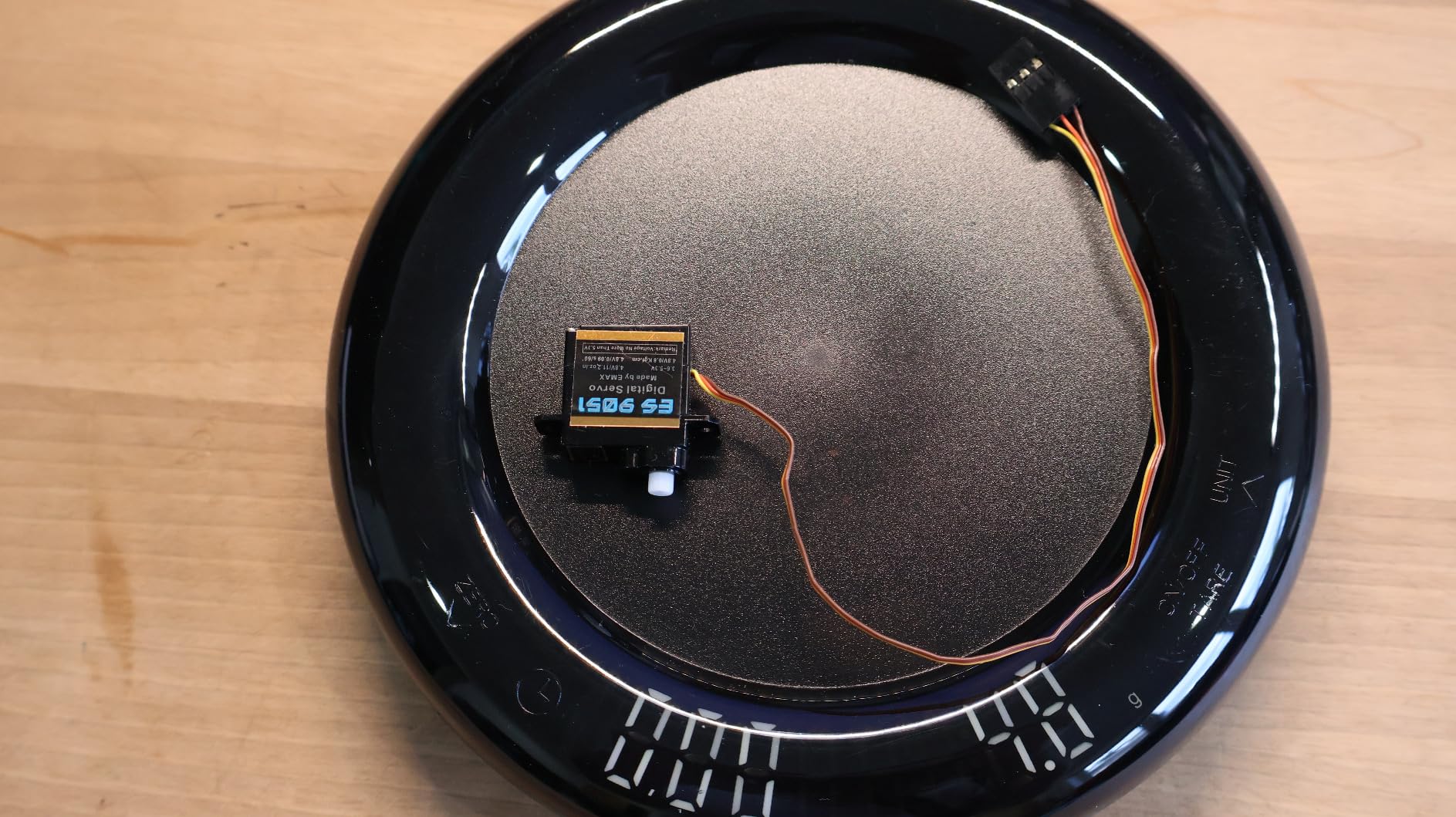 EMAX ES9051 II Micro Digital Servo, 4.3g Ultra-Mini High Speed Servo for RC Models, Robot Arm, STEM Education & Raspberry Pi Projects (1 Pack) customer photo 1