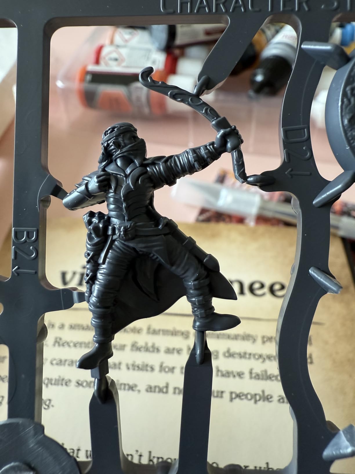The Army Painter, GameMaster: Adventure Starter Role-playing Paint Set, 15 x 18ml Warpaints Fanatic Acrylic paints, incl. a Brush-On Primer, 5 FREE Miniatures & 1 Brush - For Warhammer & Dnd customer photo 5