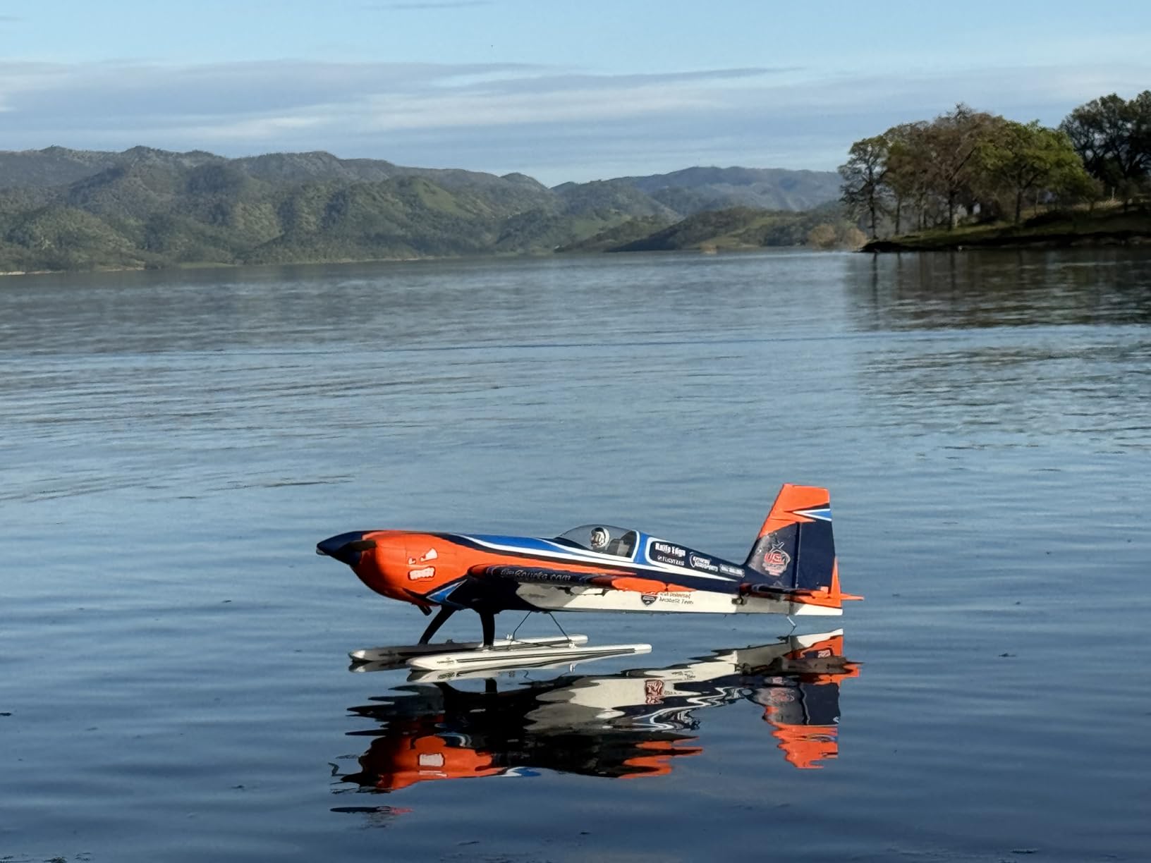 E-flite Extra 330 SC 3D 1.3M BNF Basic w/Safe EFL05050 customer photo 2