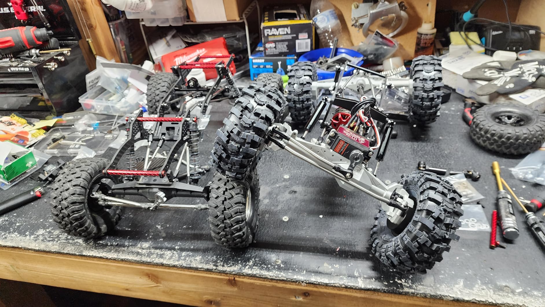 MEUS RACING Capra 1.9 Portal Axles Kit with Isokinetic 3-Section CVDs and Ackerman Steering Structure for Axial Capra 1.9 4X4 and DIY SCX10 SCX10 II Upgrades Parts (Standard-Silver) customer photo 1