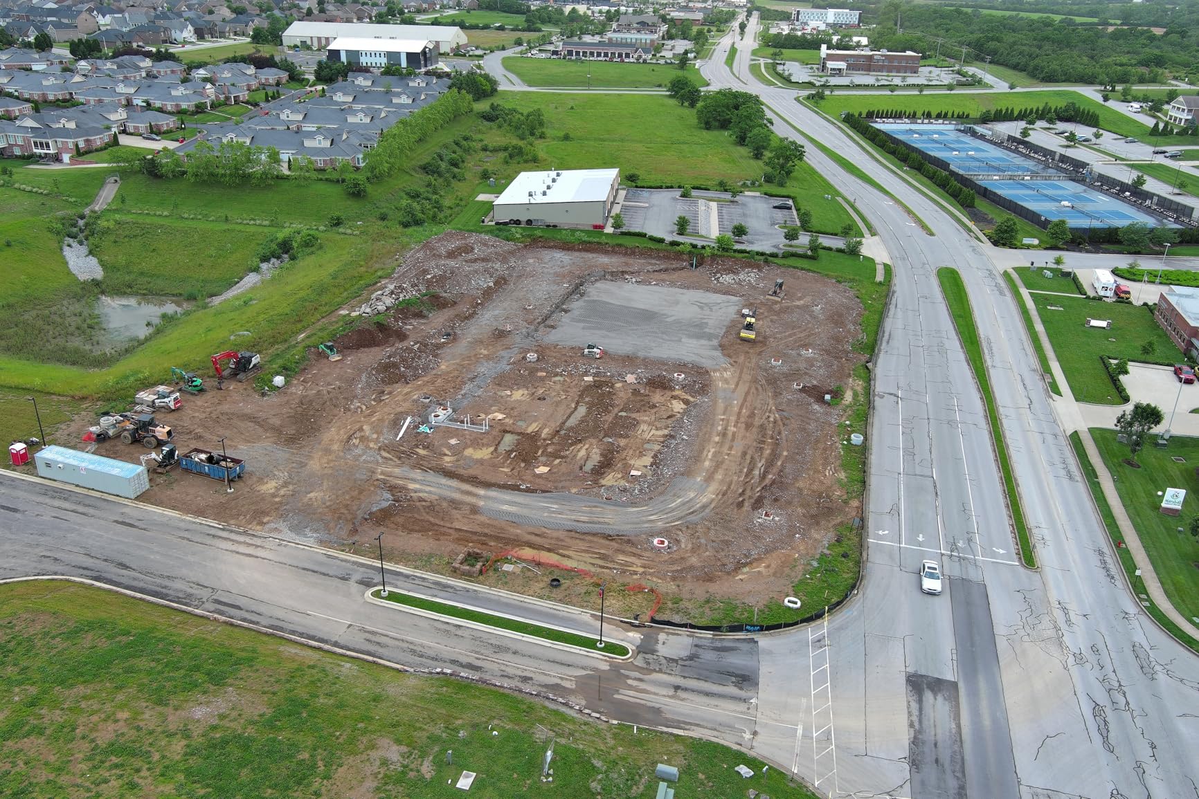 Autel Robotics EVO II PRO RTK V3, Real-time Centimeter-Level Positioning, Remote ID, Sony 1'' 6K/30fps HDR Camera, GNSS Base Station & PPK Support, 38 Minutes, 15KM Transmission, for Mapping/Photogrammetry/Urban Planning/Searching customer photo 2