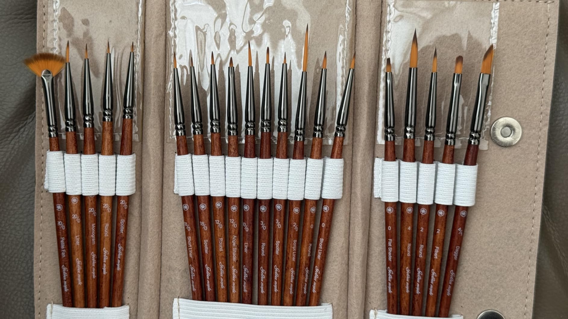 Golden Maple Fine Miniature Paint Brushes - Professional Micro Detail Brush Set for Models, Tabletop Gaming & Fine Art - Portable Travel Case, Acrylic/Watercolor/Oil customer photo 1