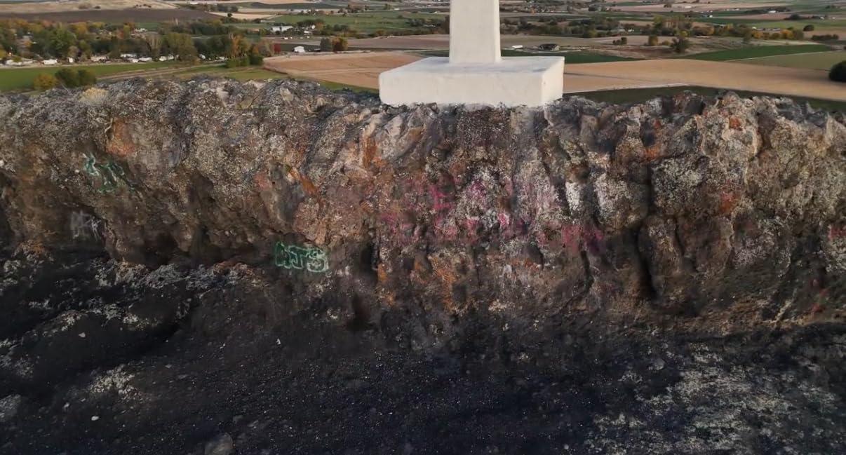 DJI Flip (RC-N3), Drone With 4K UHD Camera for Adults, Under 249 g, 3-Axis Gimbal Stabilization, 44000ft/13km Video Transmission, Palm Takeoff, Auto Return, 31-Min Flight Time, Intelligent Flight customer photo 2