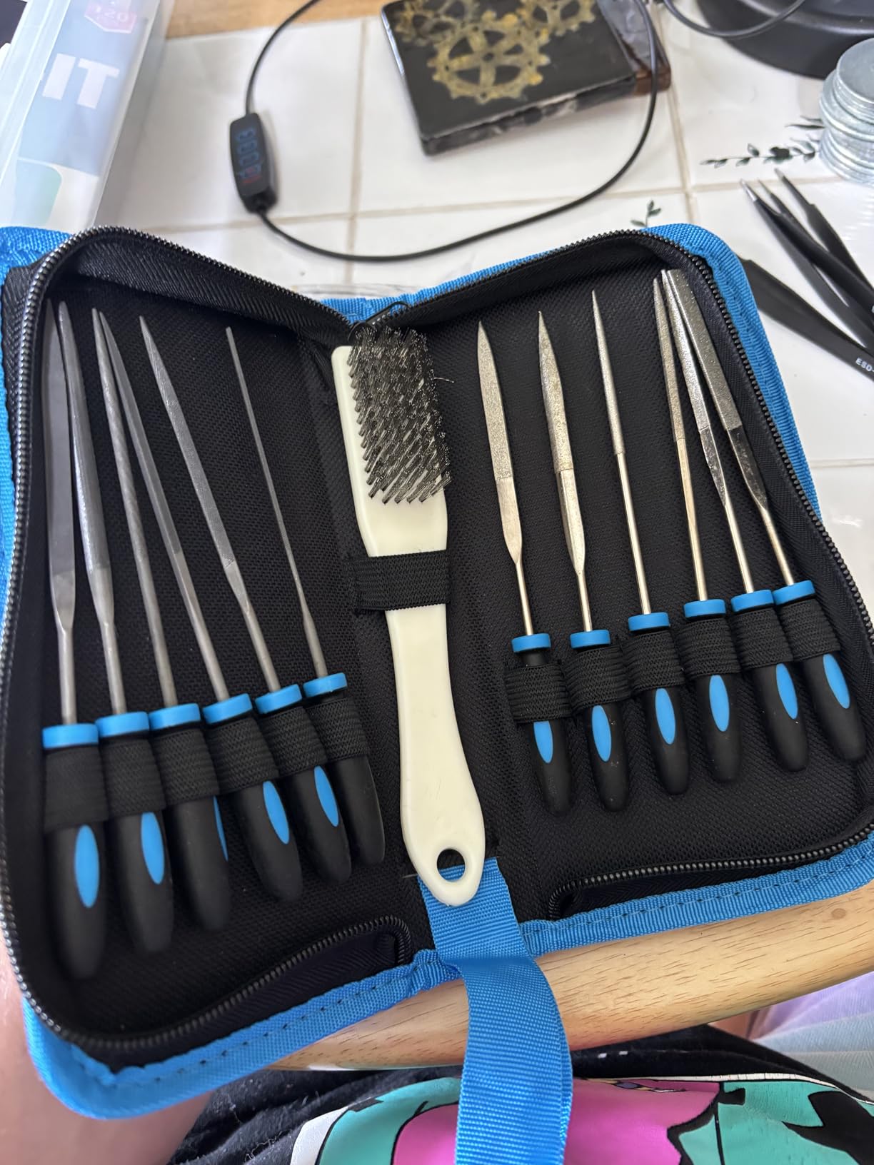 SOWKIPE 13Pcs Premium Small File Set, 6 Diamond Files, 6 Steel Files, Cleaning Brush & Carrying Case for Wood, Plastic, Jewelry, Leather, DIY customer photo 1