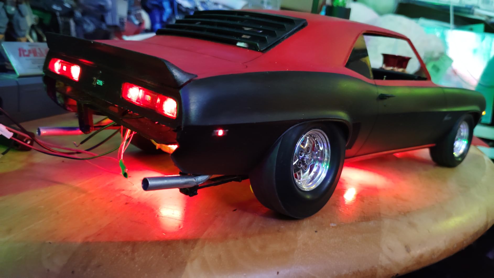 Revell 12812 1969 Chevy Camaro Z/28 1:12 Scale 175-Piece Skill Level 5 Model Building Kit customer photo 1
