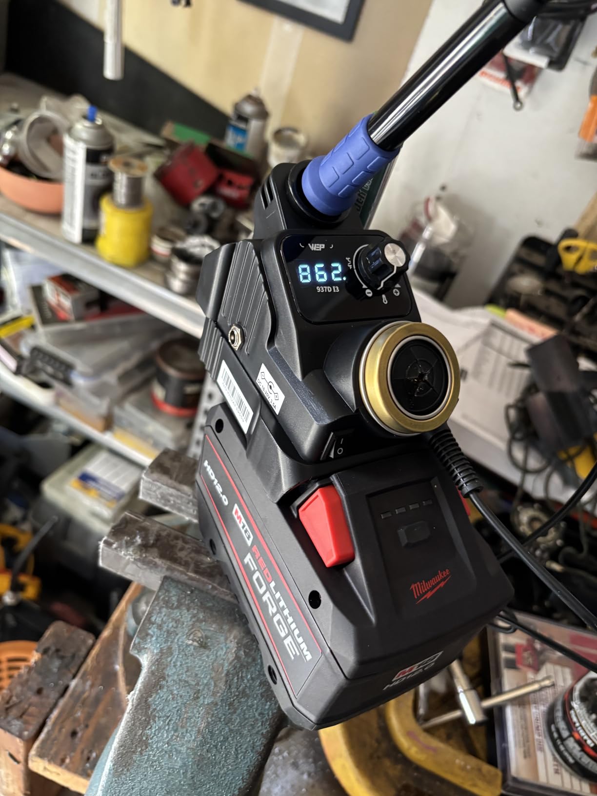 WEP 937D-I 3 Cordless Soldering Iron Kit Compatible with Milwaukee 20V/18V Battery, with Integrated Iron Holder, Digital Display, 6 Soldering Tips customer photo 1