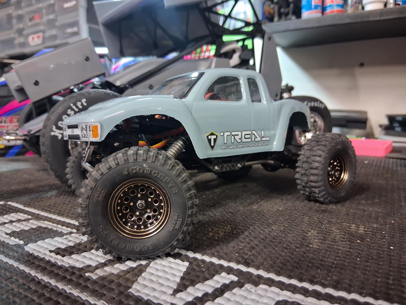 MEUS RACING 4WS Nylon SCX24 Axles with Isokinetic 3-Section CVD for Axial SCX24 C10 JLU Gladiator Bronco Deadbolt 1/24 RC Crawler, +5mm Widened and 52 Degree Max. Steering Angle customer photo 1