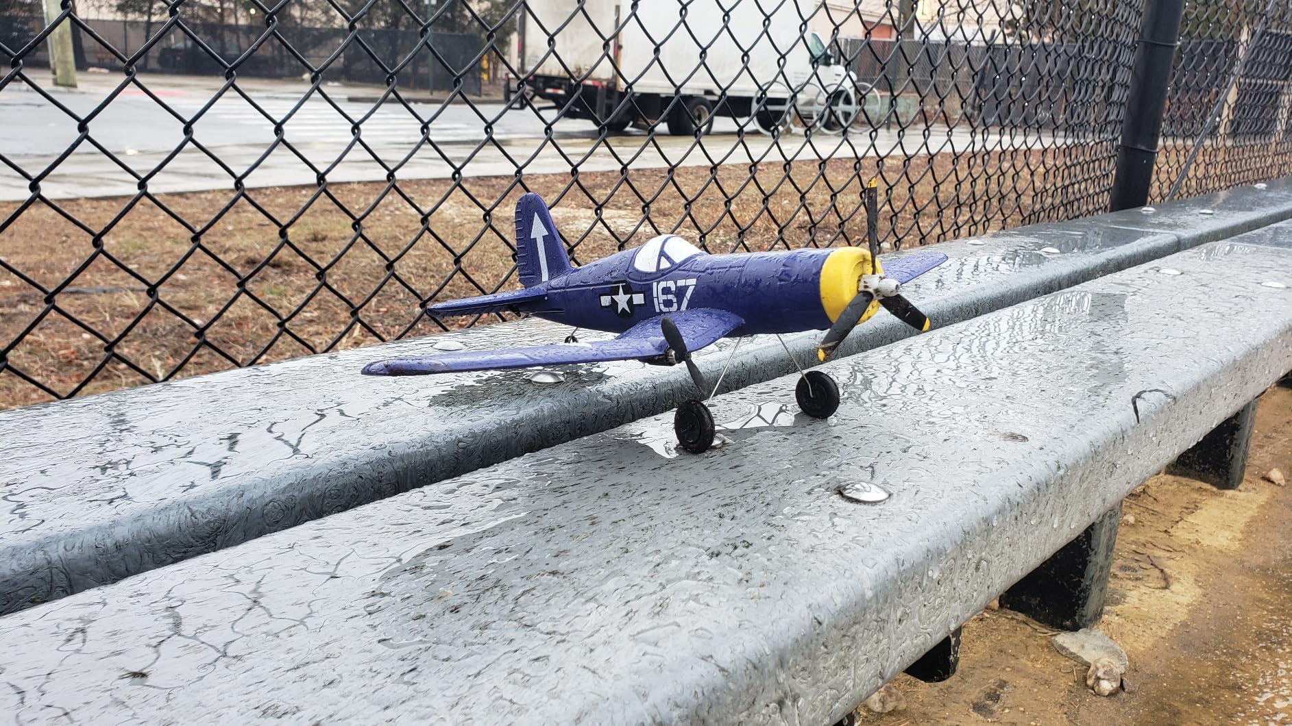 3 Channel RC Plane F4U Corsair, Remote Control Warbird Ready to Fly, 2.4GHz 6-axis Gyro Stabilizer, Easy to Fly for Kids & Beginners customer photo 2