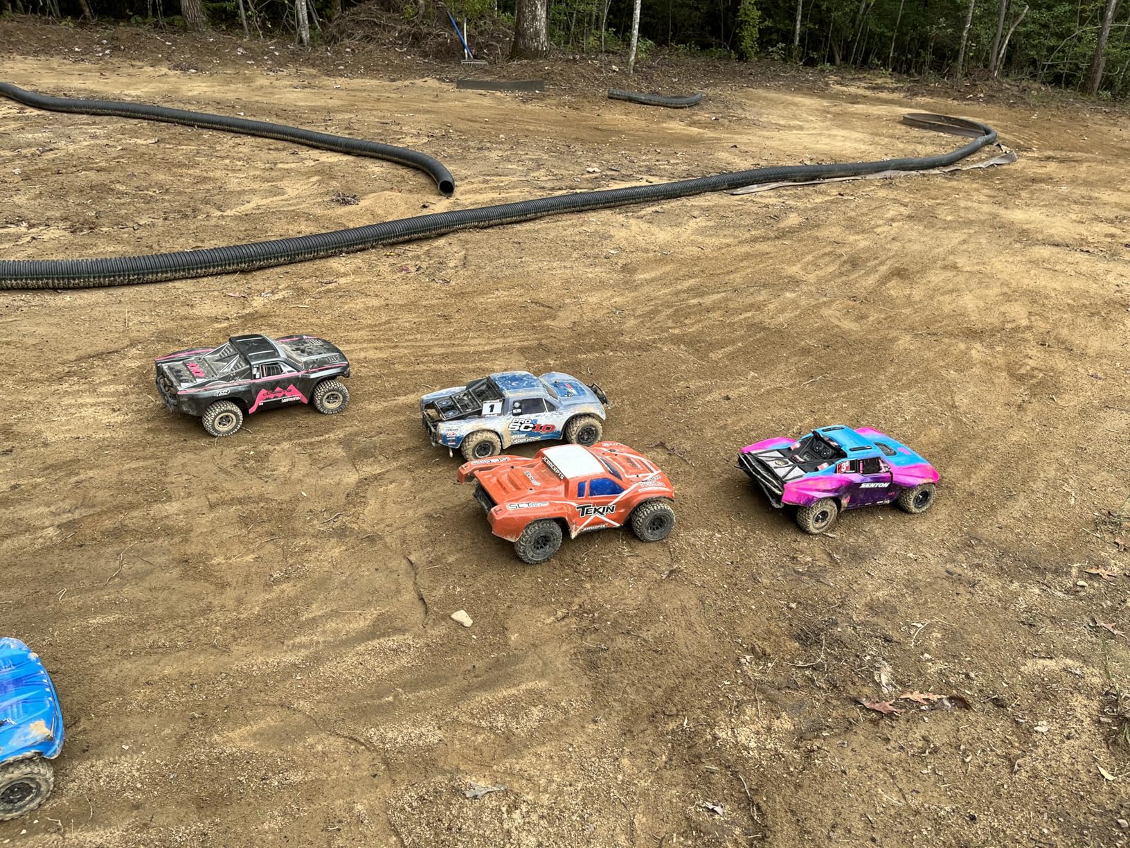ARRMA RC Truck 1/10 SENTON 4X4 223S BLX BRUSHLESS Short Course Truck RTR (Battery and Charger Not Included) with DSC, Blue, ARA4303V4T3 customer photo 1