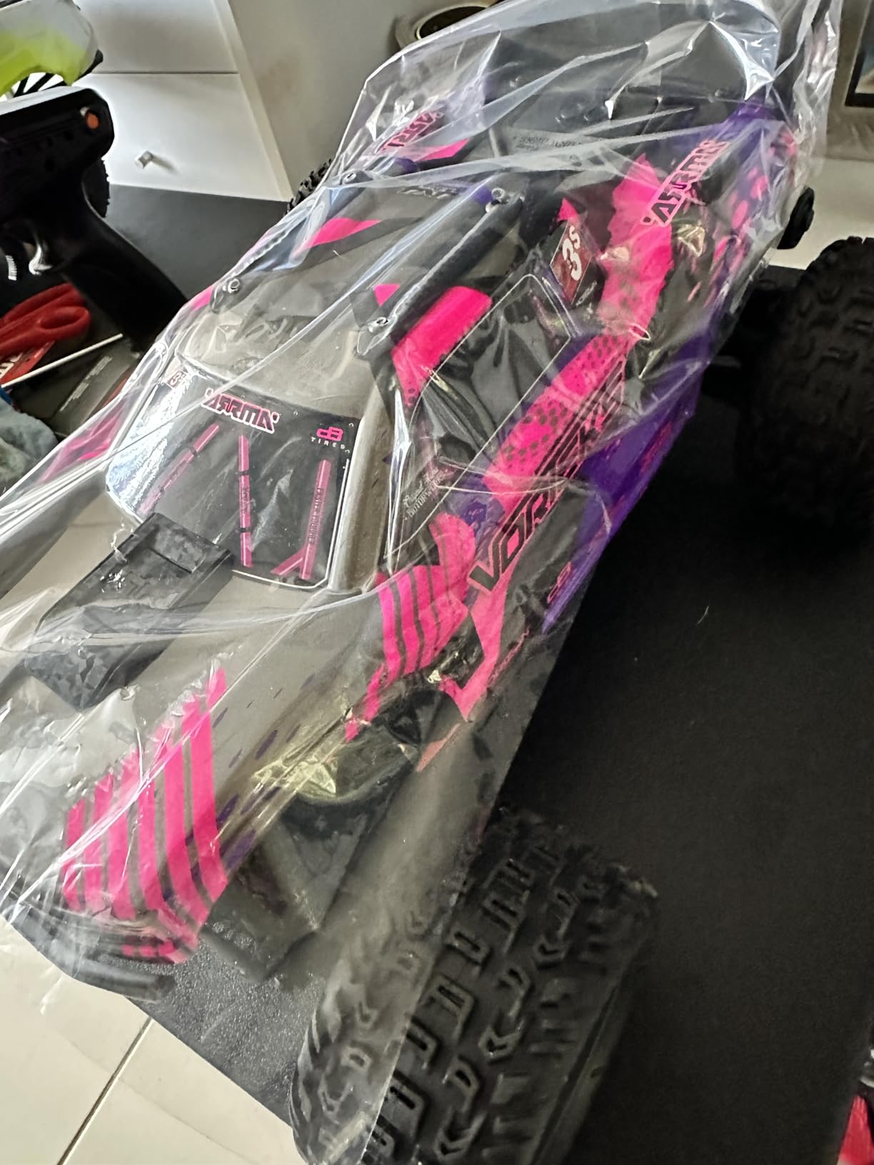 ARRMA RC Truck 1/10 VORTEKS 4X4 223S BLX BRUSHLESS Stadium Truck RTR (Battery and Charger Not Included) with DSC, Teal, ARA4305V4T2 customer photo 2